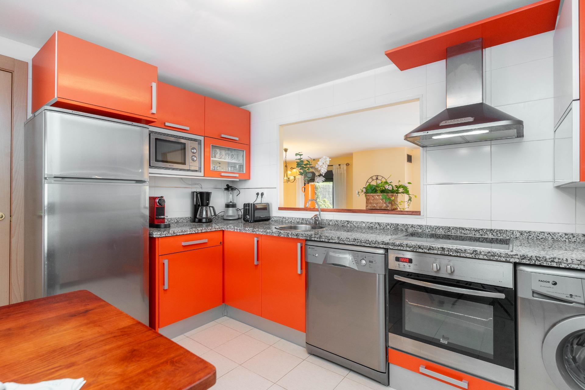 Casa en venta  calle COFIÑAL (CARRETERA DE BOÑAR A PUERTO DE TARNA) S, Puebla de Lillo  7/50