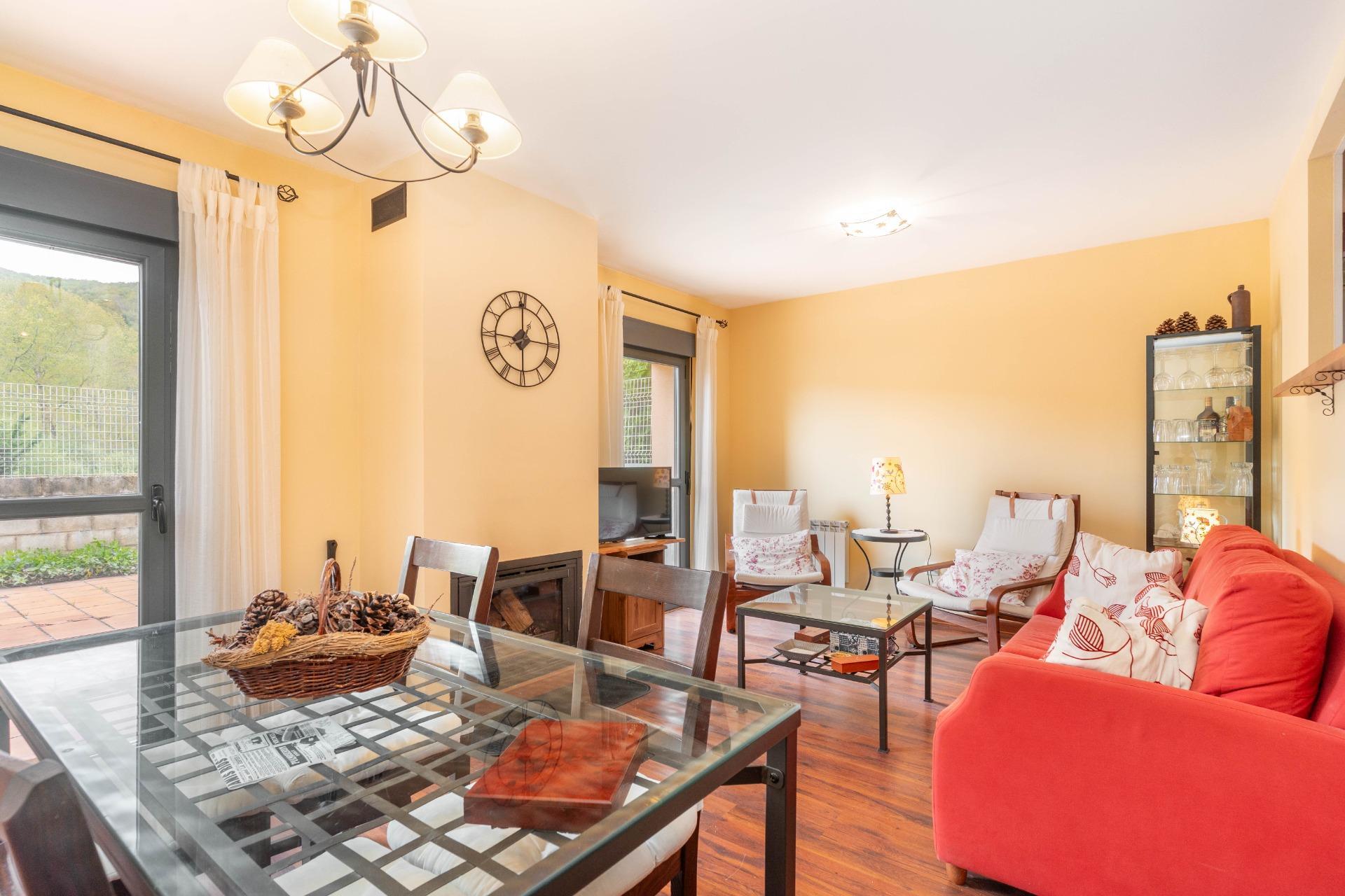 Casa en venta  calle COFIÑAL (CARRETERA DE BOÑAR A PUERTO DE TARNA) S, Puebla de Lillo  28/50