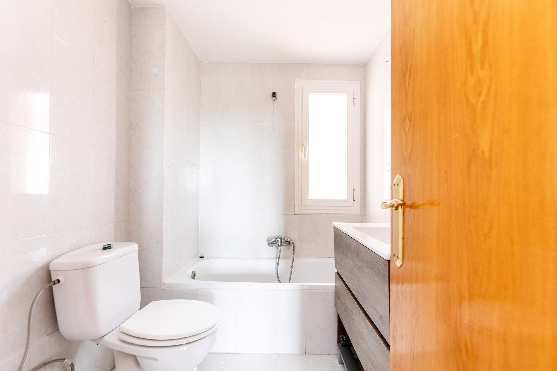 Pisos-Venta-Algete-2412656-Foto-23