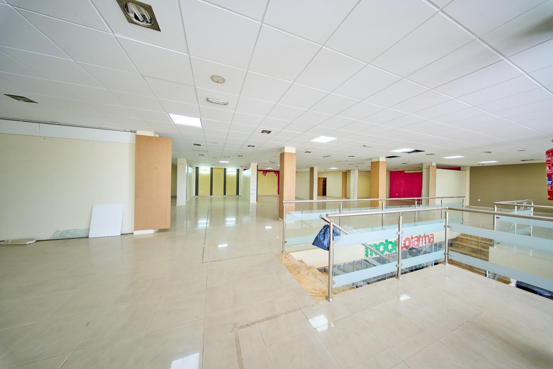 Naves-Venta-Padul-2412635-Foto-11