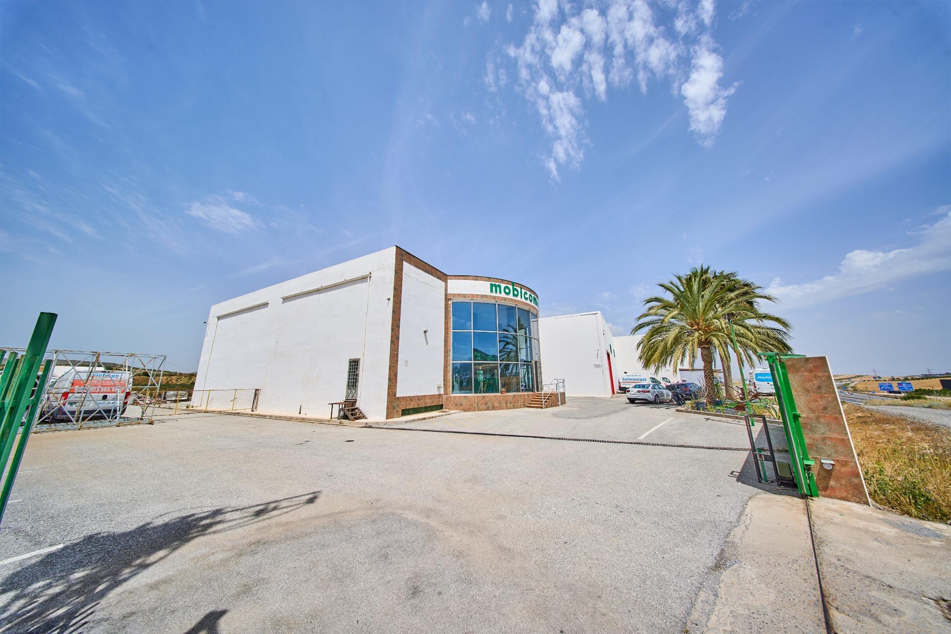 Naves-Venta-Padul-2412635-Foto-36