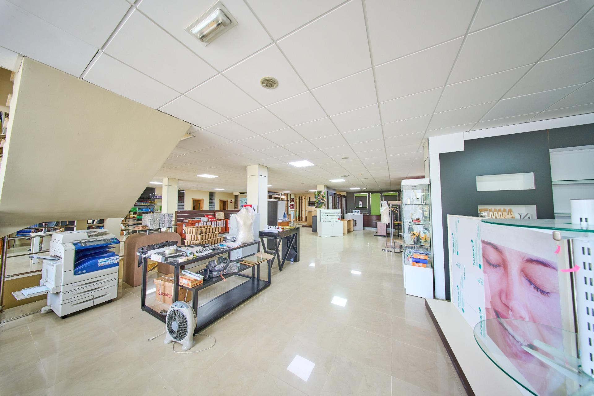 Naves-Venta-Padul-2412635-Foto-40