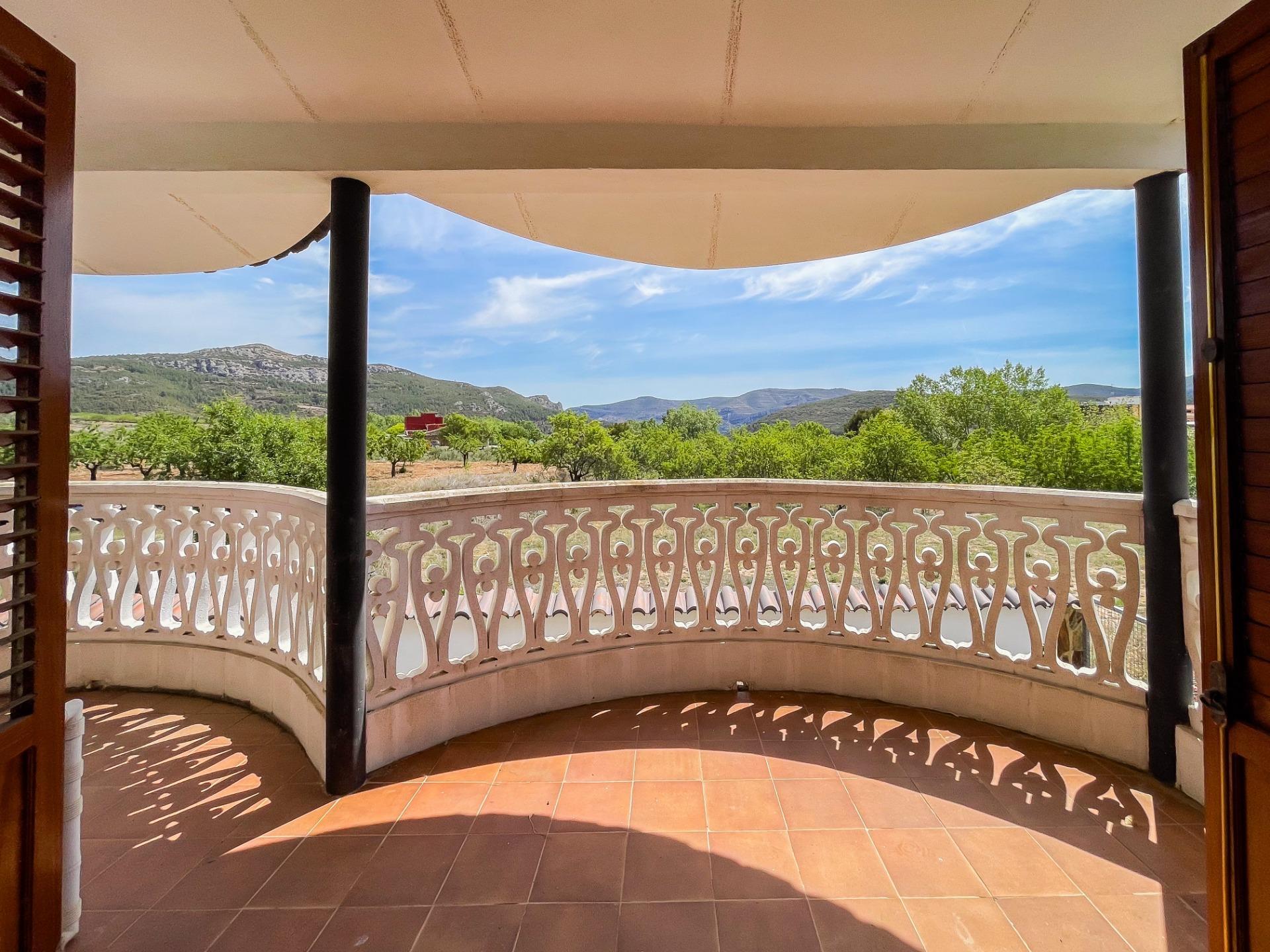 Casa en venta en calle Torderas, Chera 13/67