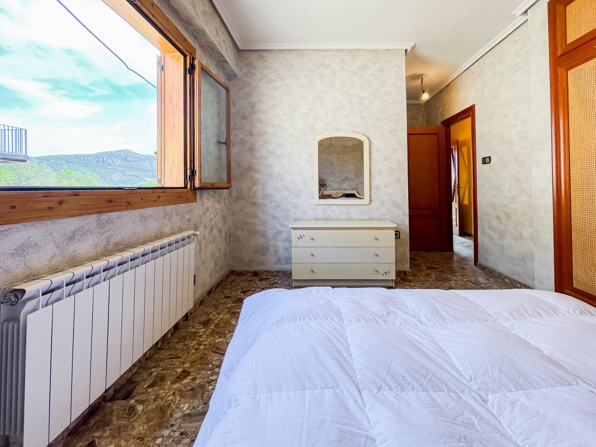 Casa en venta en calle Torderas, Chera 33/67