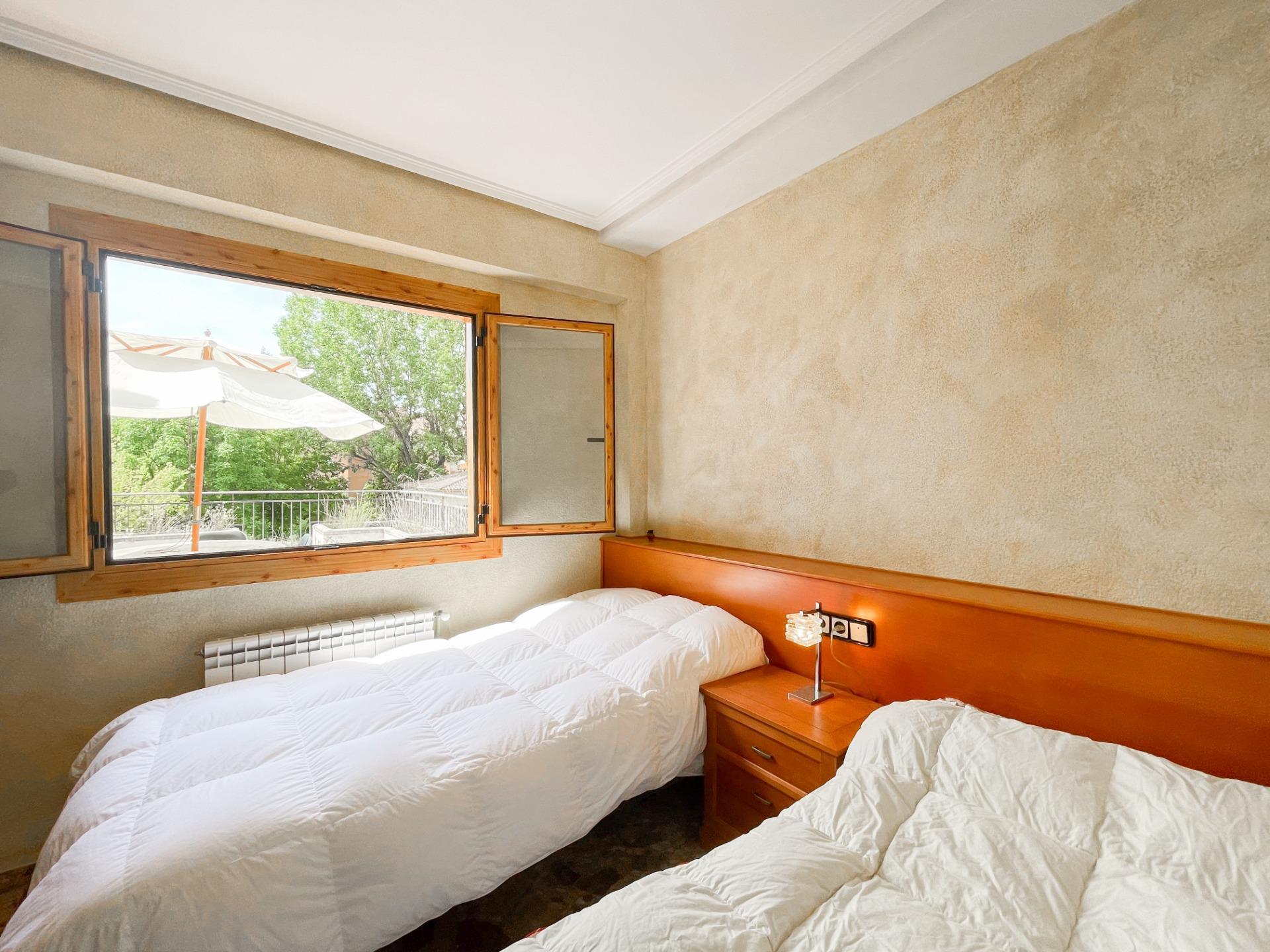 Casa en venta en calle Torderas, Chera 36/67