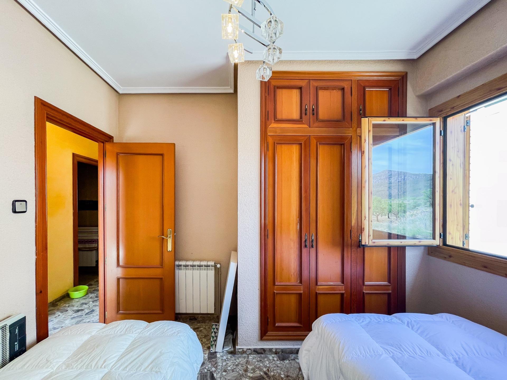 Casa en venta en calle Torderas, Chera 39/67