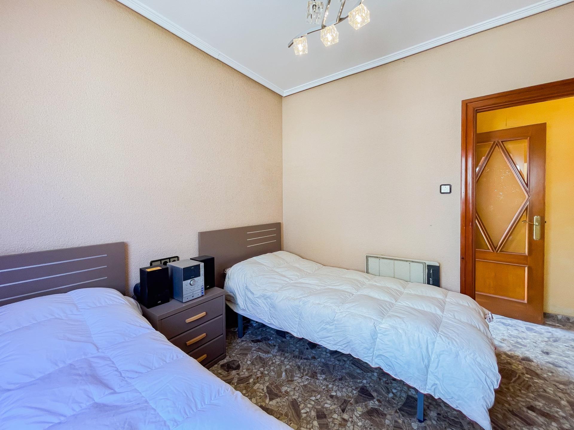 Casa en venta en calle Torderas, Chera 41/67