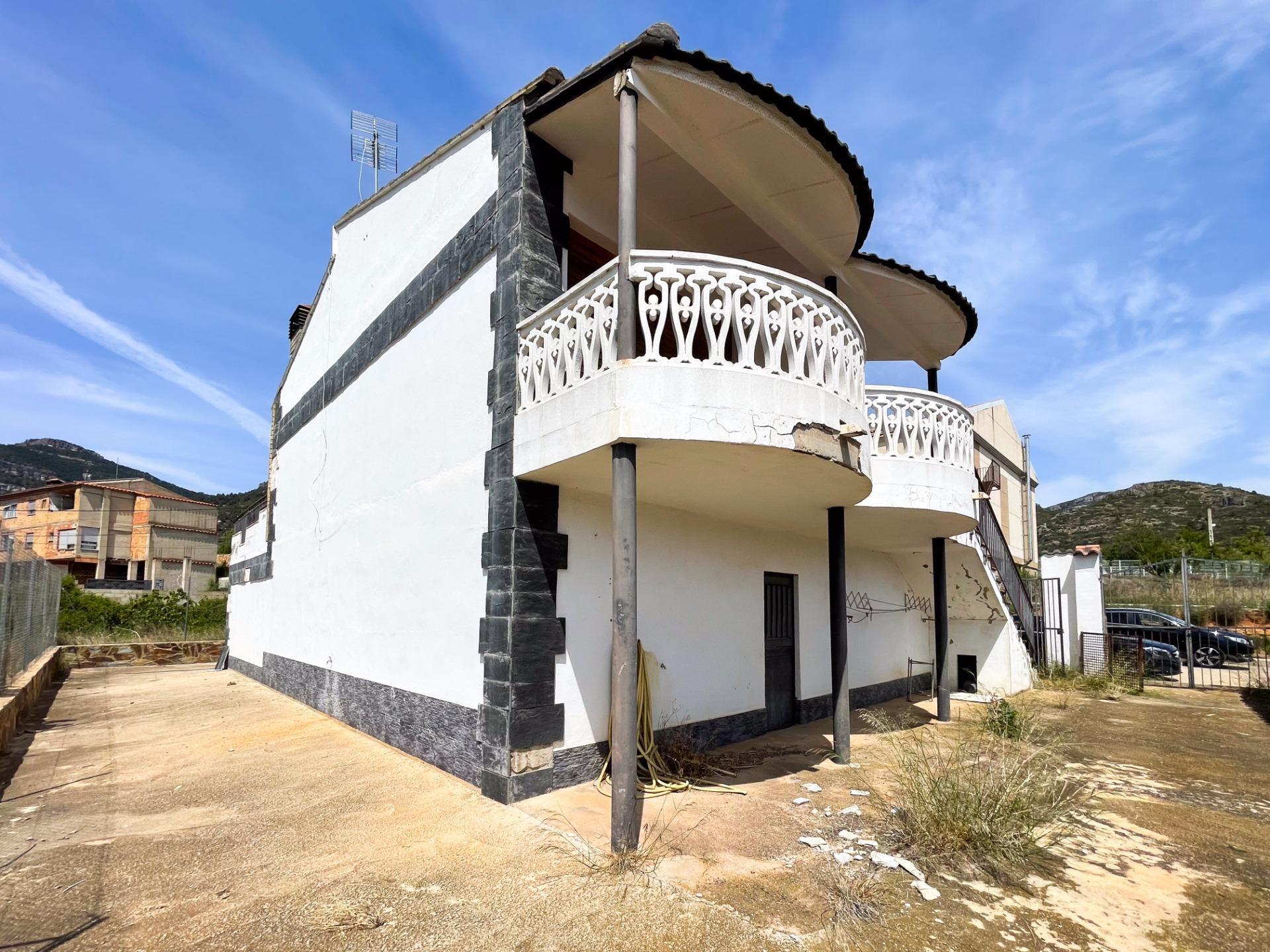 Casa en venta en calle Torderas, Chera 59/67