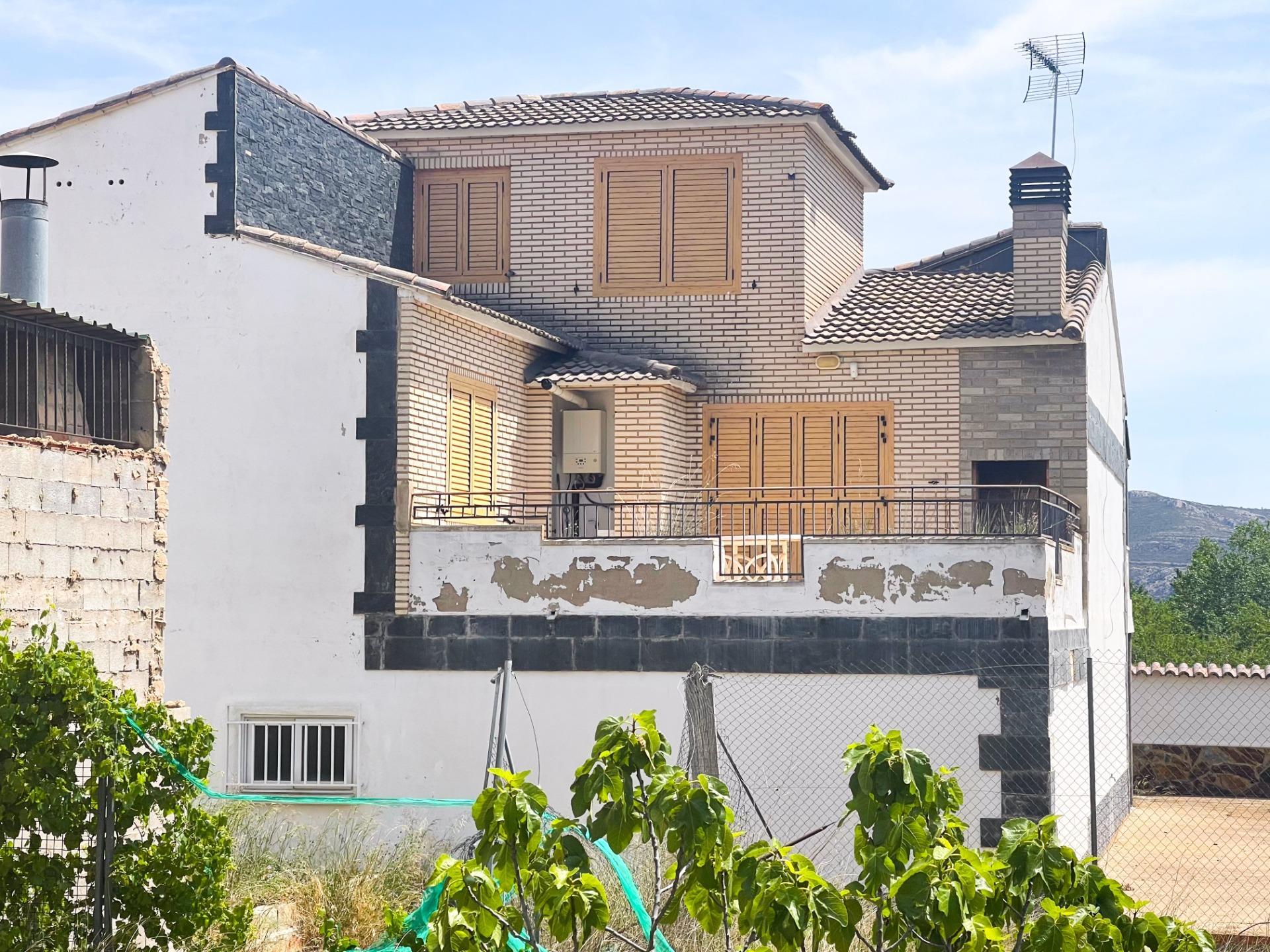 Casa en venta en calle Torderas, Chera 64/67