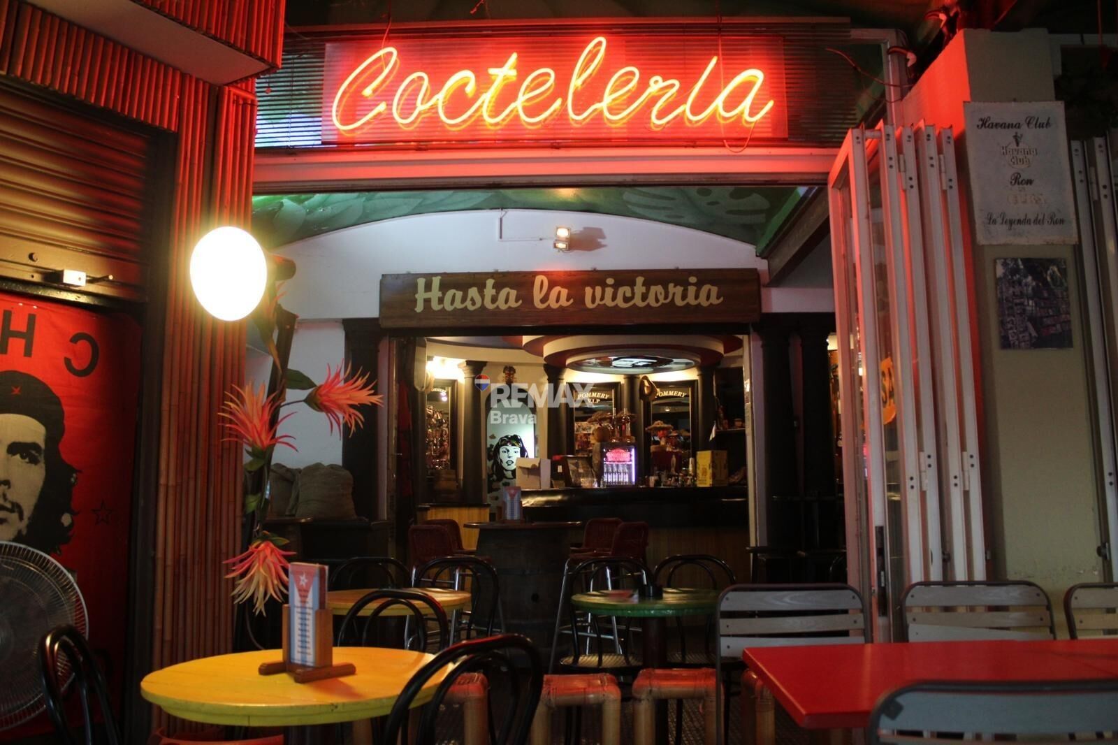 Local Comercial en alquiler, Empuriabrava, Girona