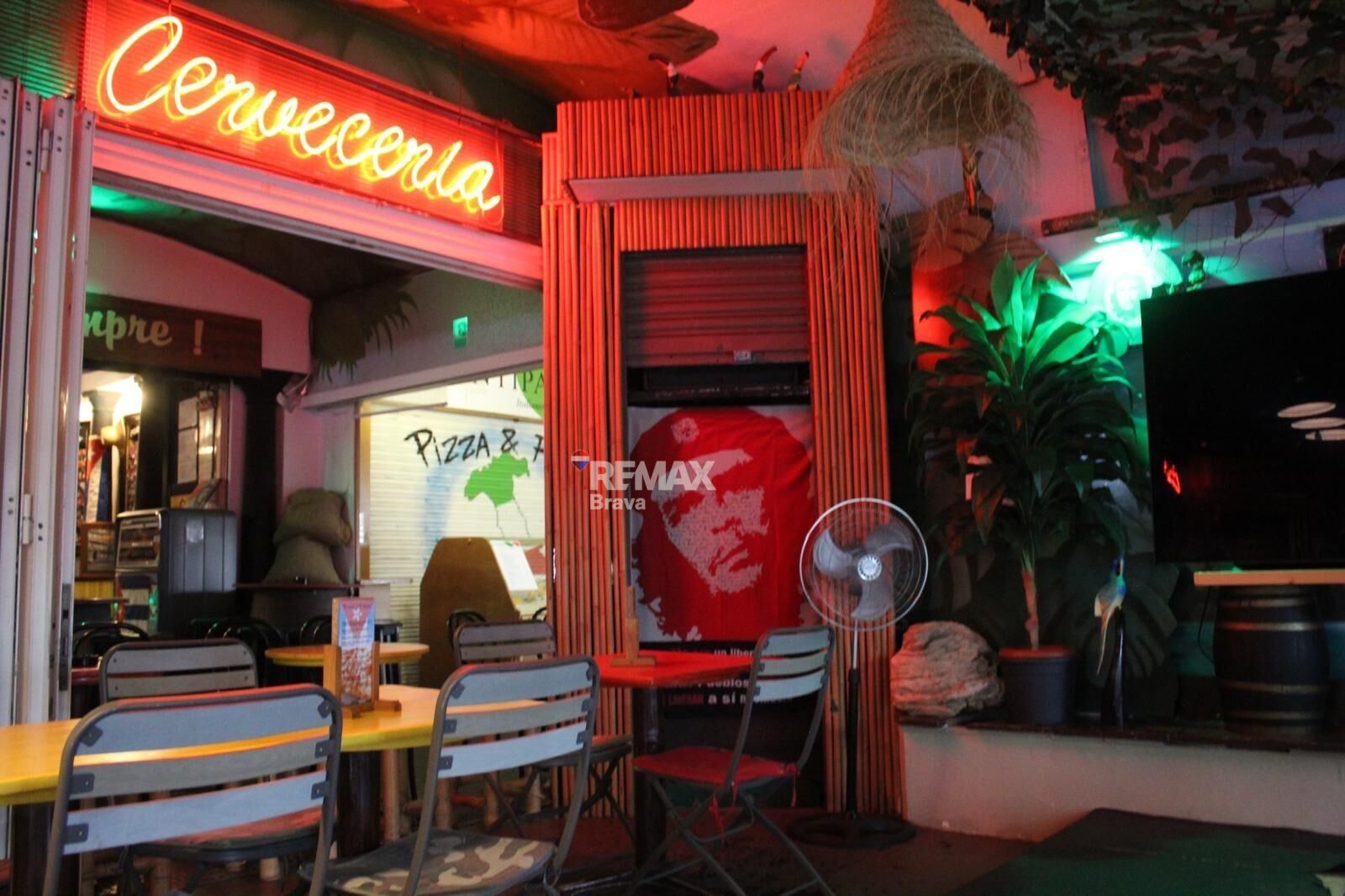 Local Comercial en alquiler, Empuriabrava, Girona, Girona