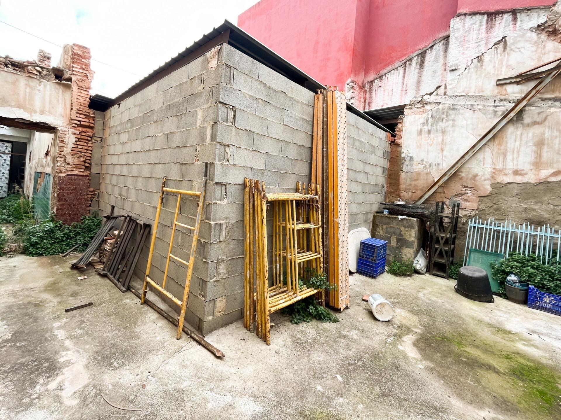 Terreno en venta en calle Secretari Molins, 1, Moncada 16/18