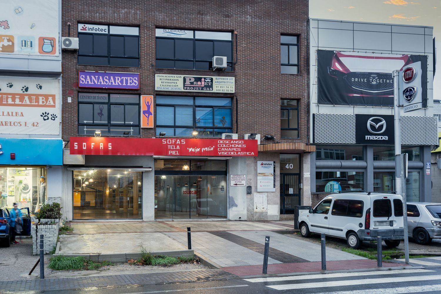 Piso en venta en calle Juan Carlos I, Collado Villalba 29/36
