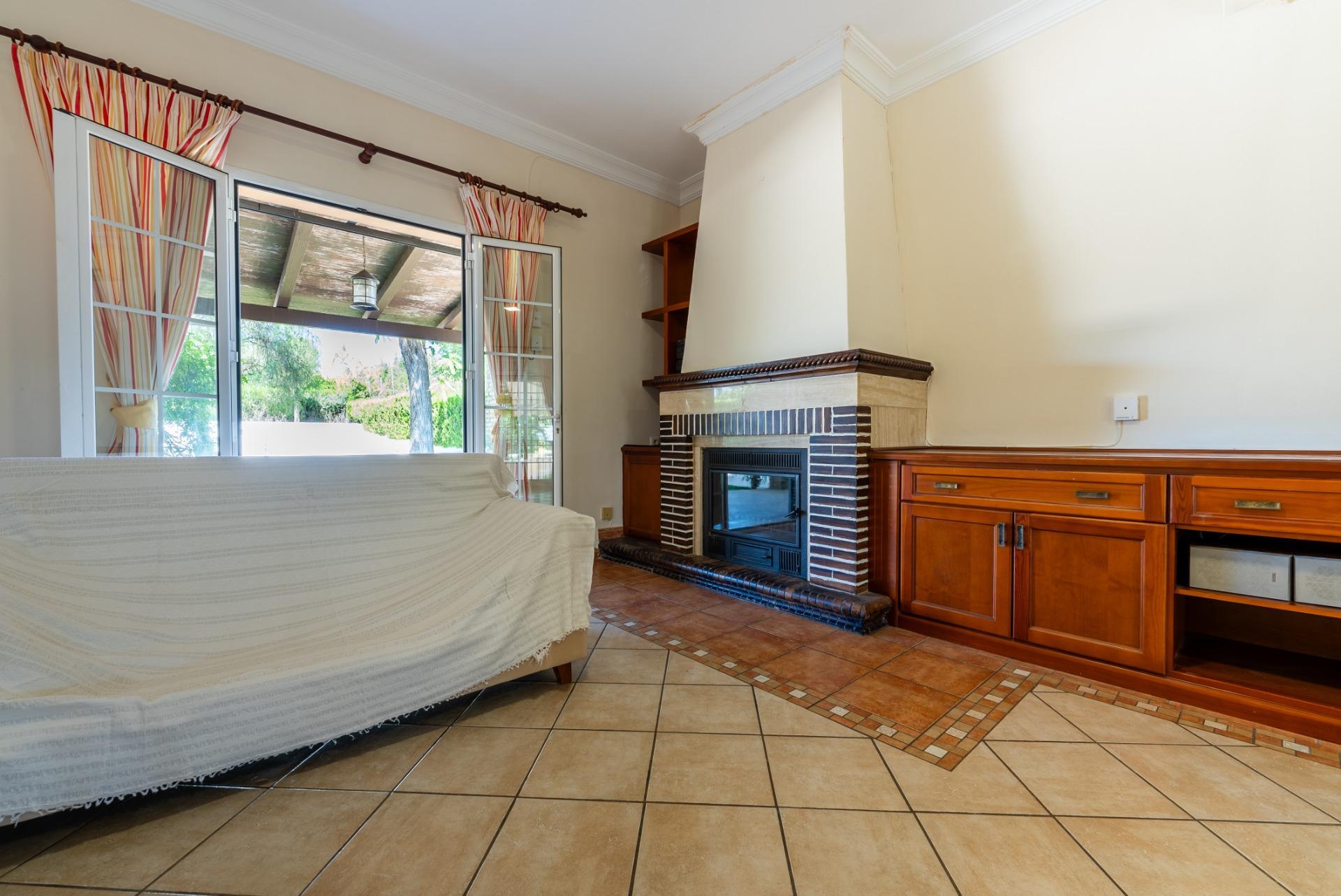 Casa en venta  calle de los Tulipanes, Palomares del Rio  4/46
