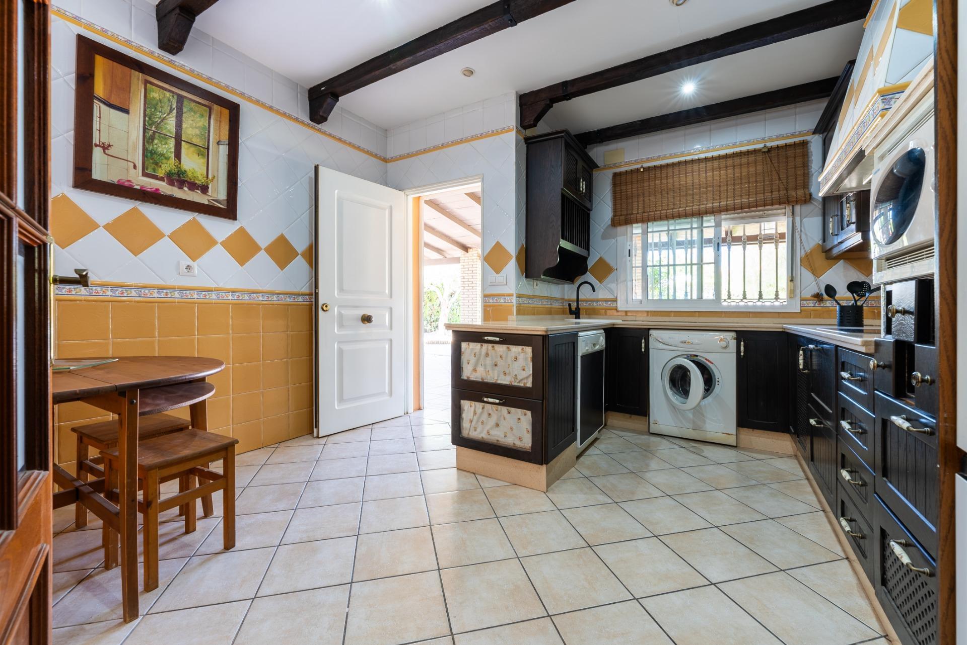 Casa en venta  calle de los Tulipanes, Palomares del Rio  20/46