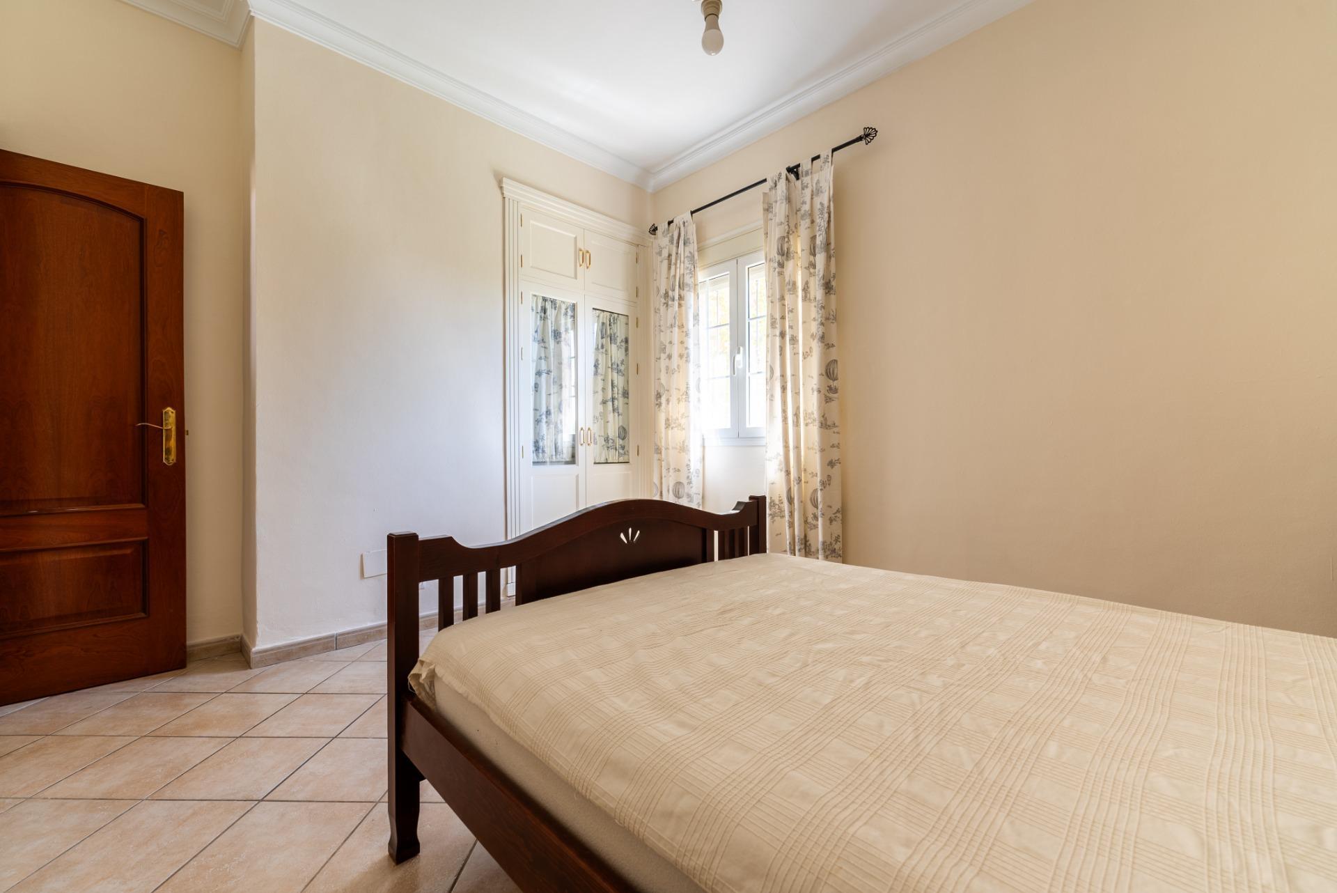 Casa en venta  calle de los Tulipanes, Palomares del Rio  21/46