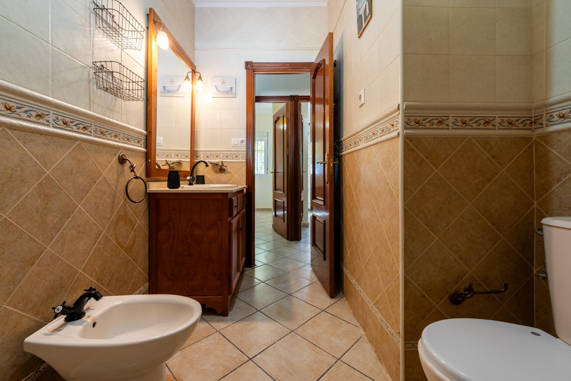 Casa en venta  calle de los Tulipanes, Palomares del Rio  30/46