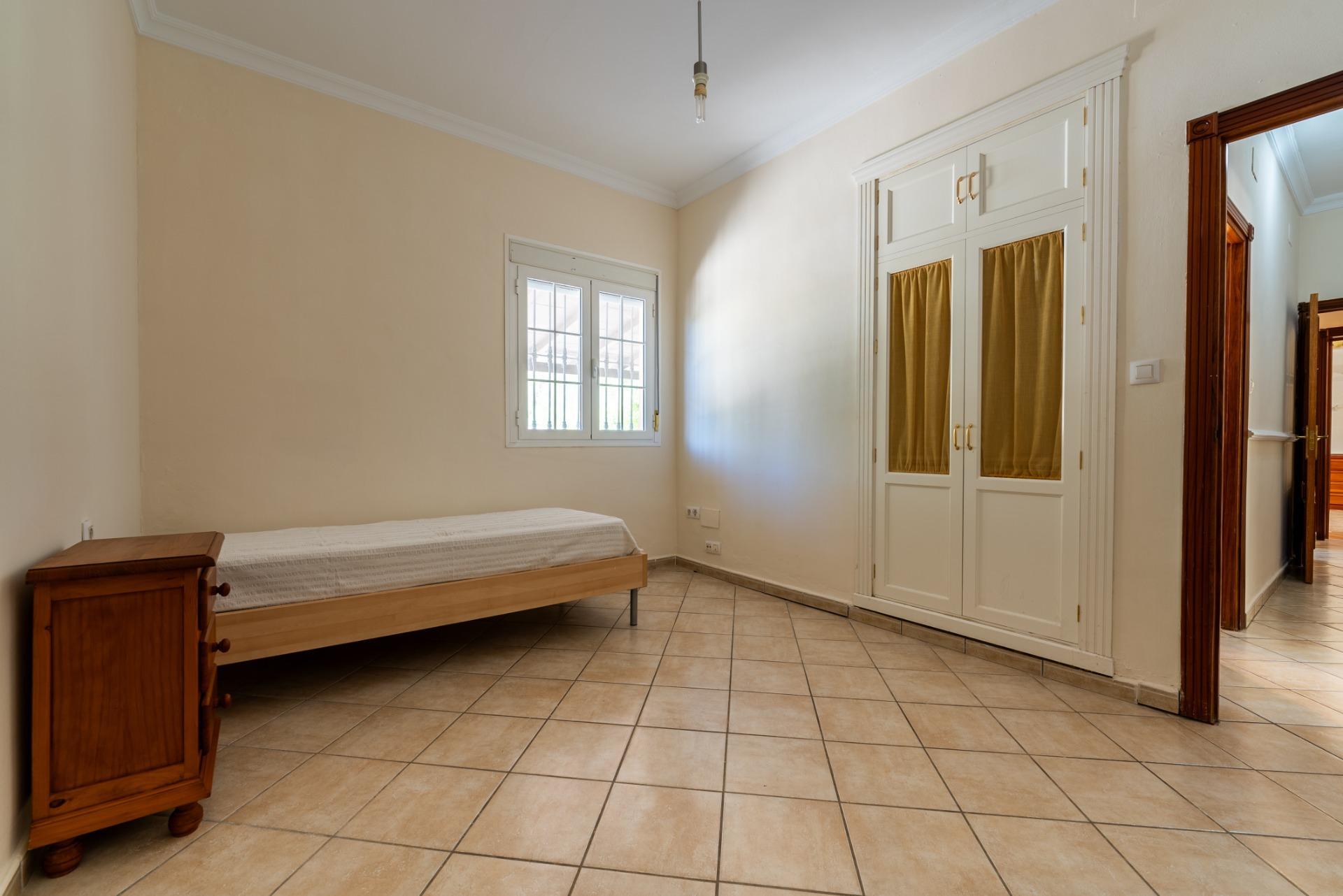Casa en venta  calle de los Tulipanes, Palomares del Rio  32/46