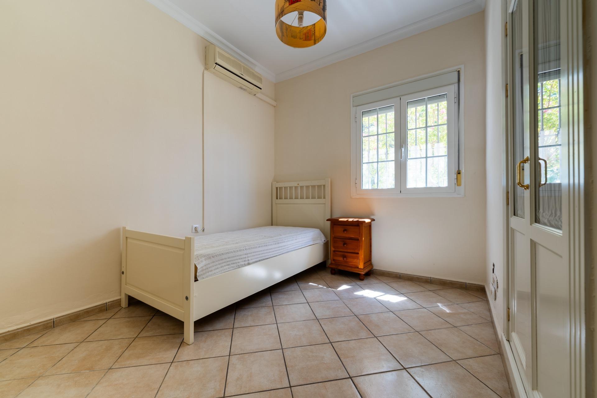 Casa en venta  calle de los Tulipanes, Palomares del Rio  35/46