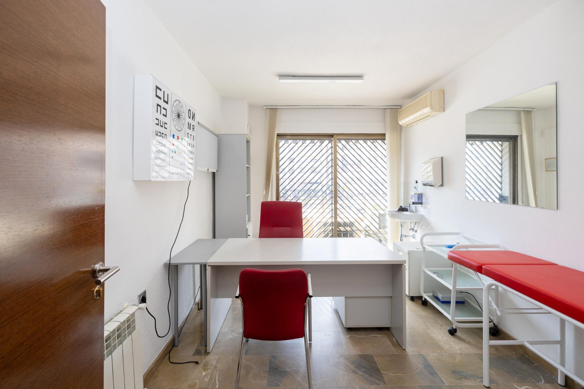 Oficinas-Venta-La Granada-2412938-Foto-8