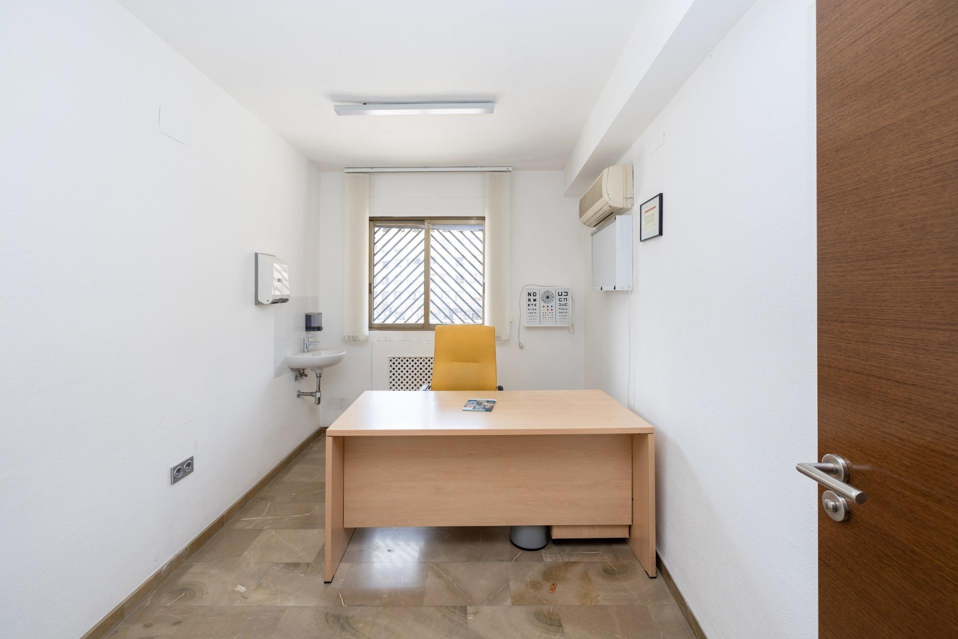 Oficinas-Venta-La Granada-2412938-Foto-10