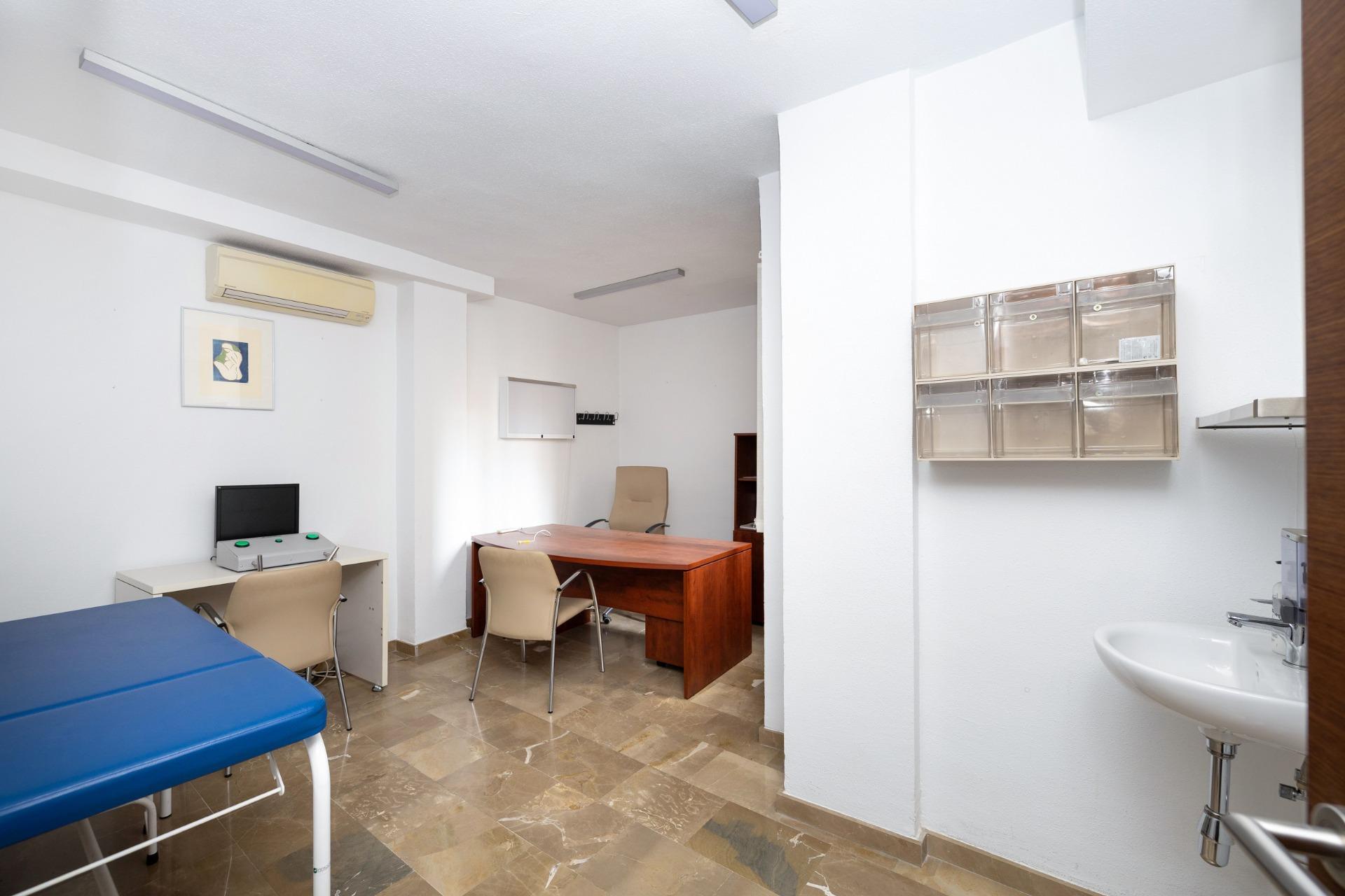 Oficinas-Venta-La Granada-2412938-Foto-19