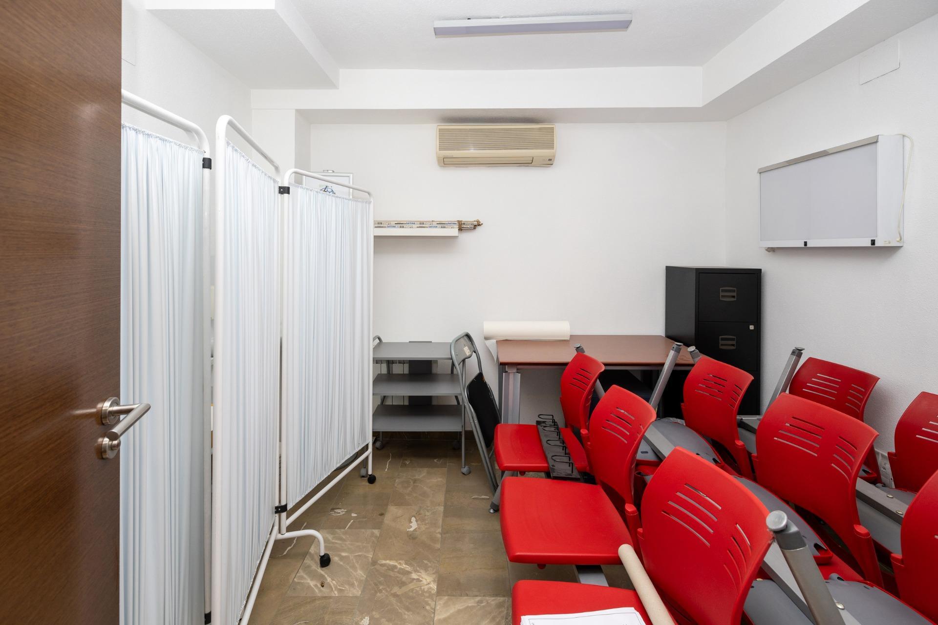 Oficinas-Venta-La Granada-2412938-Foto-18