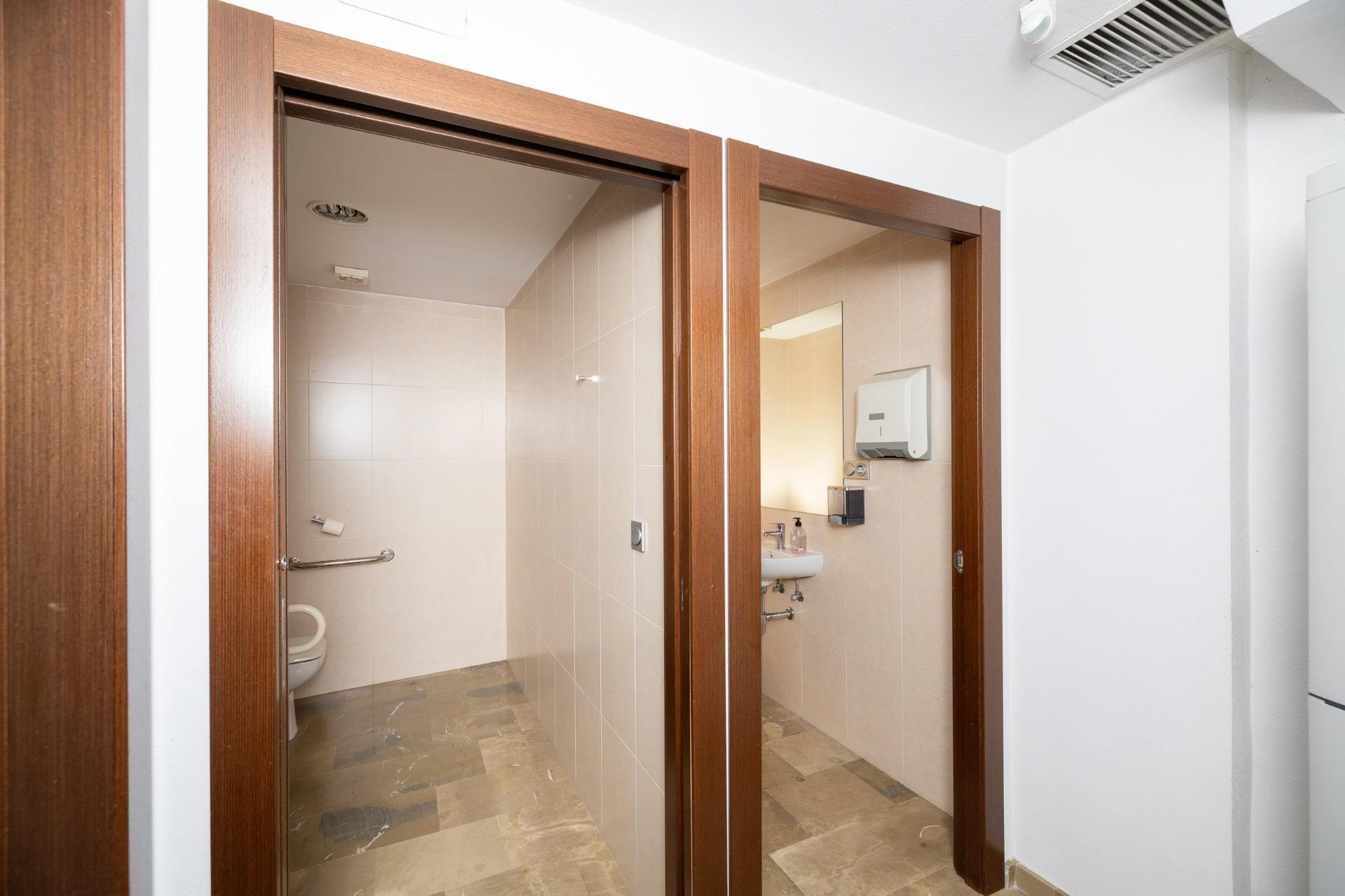 Oficinas-Venta-La Granada-2412938-Foto-22