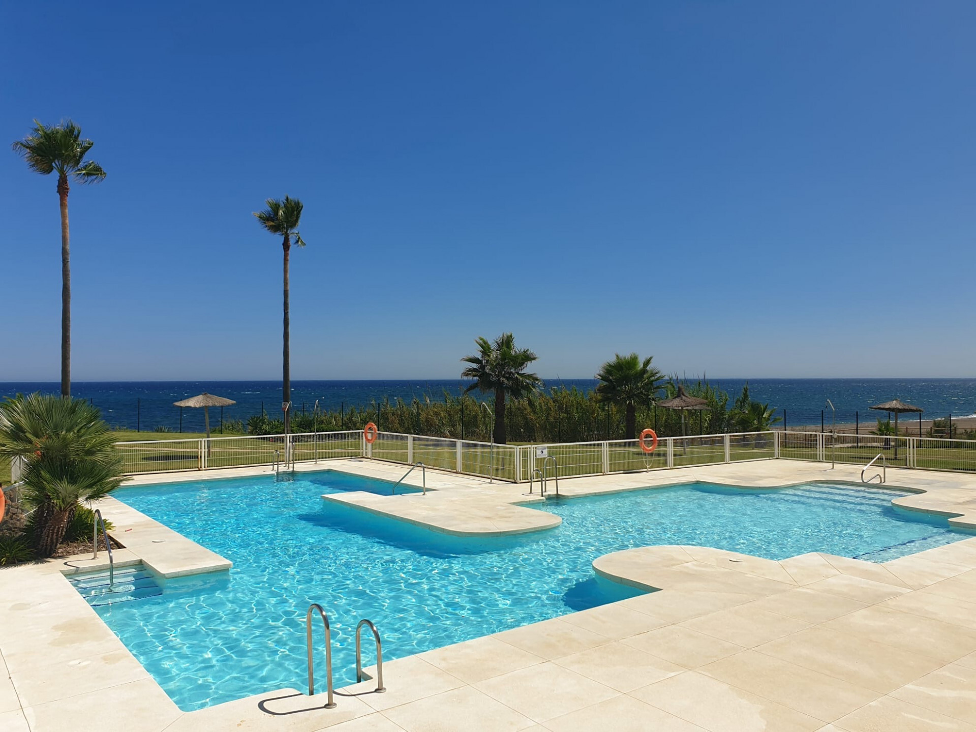 Chalet pareado en venta, Casares del Mar, MÃ¡laga, MÃ¡laga