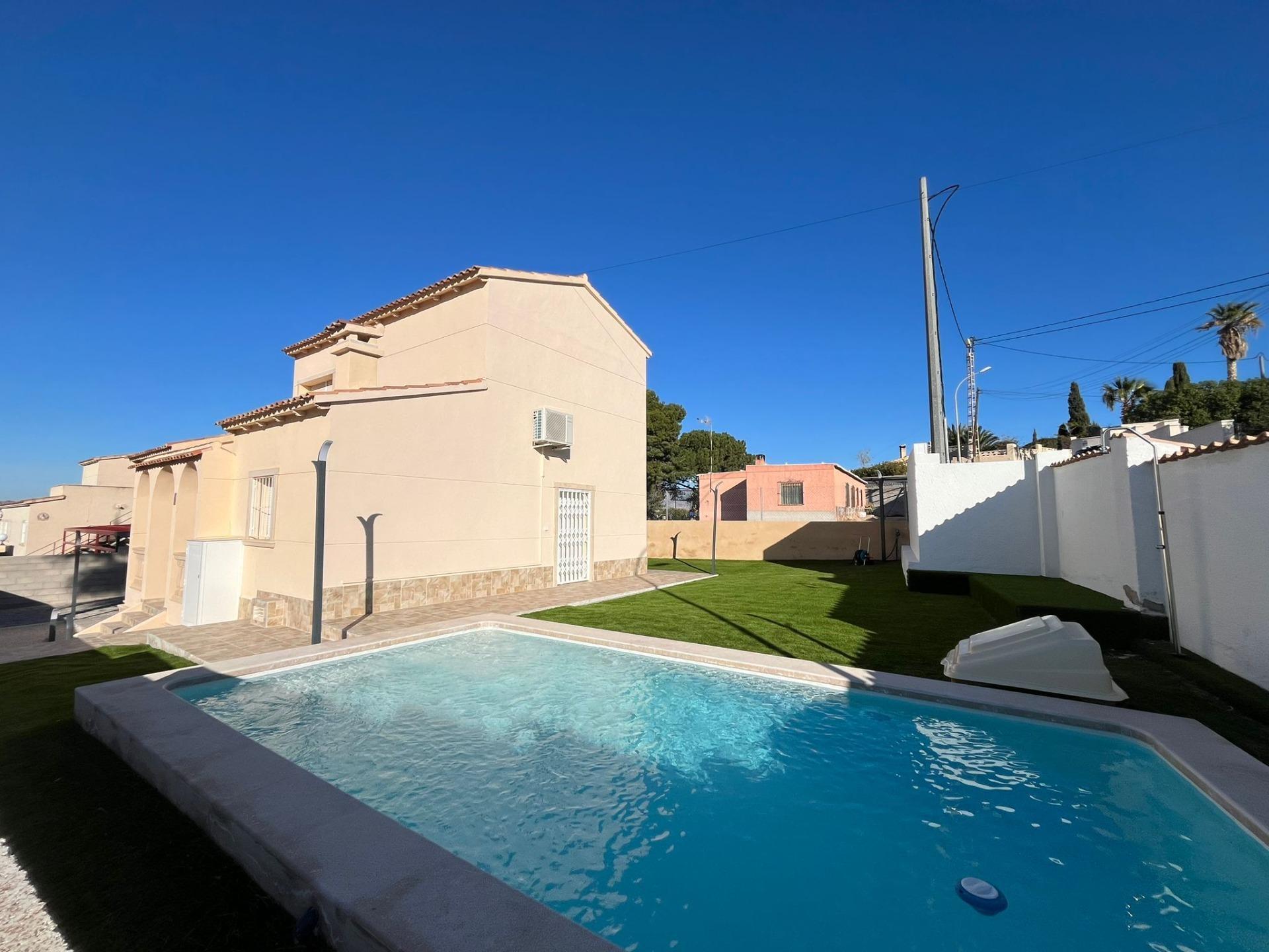 Chalet individual en alquiler, Busot