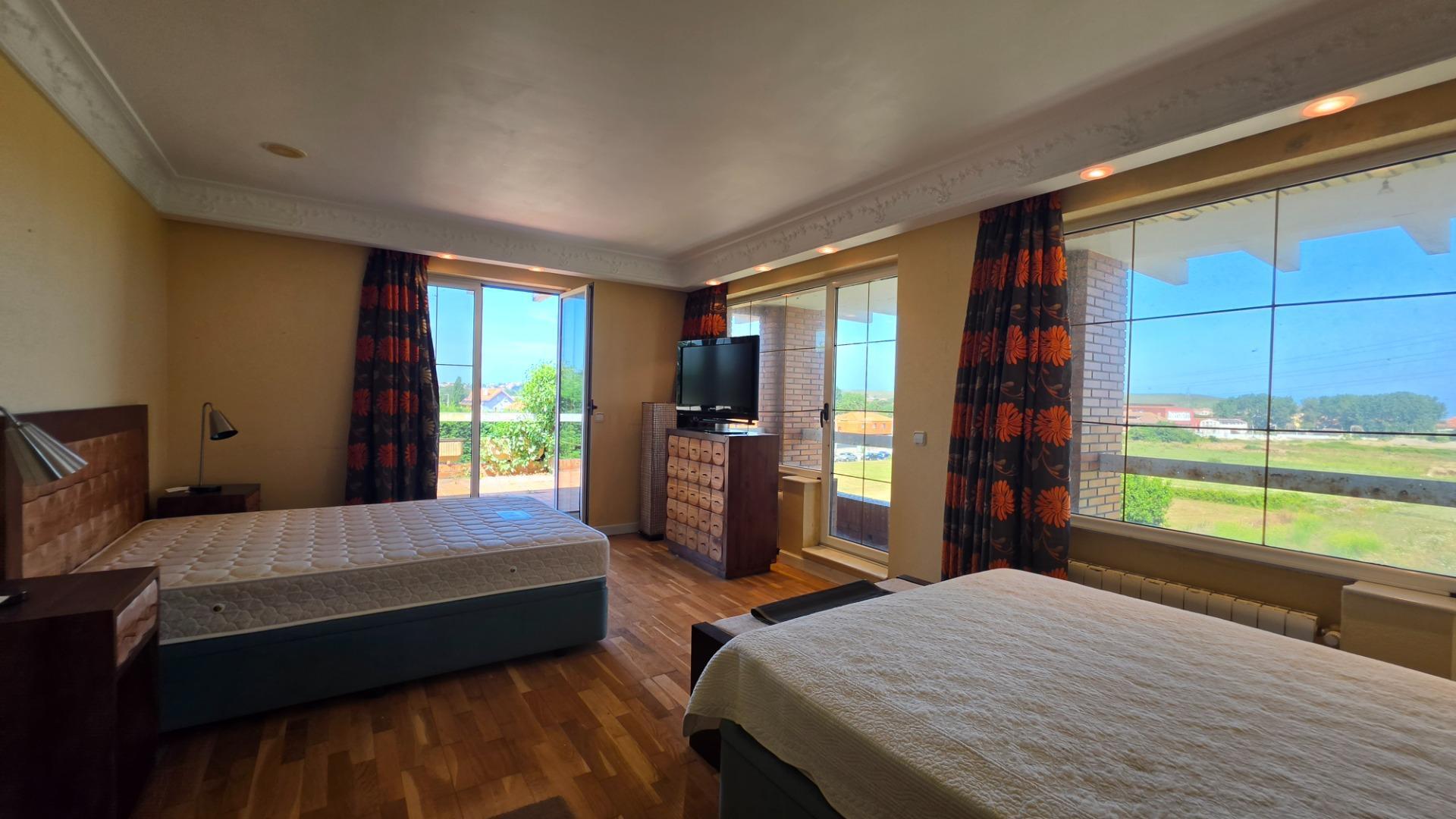 Casas o chalets-Venta-Santa Cruz de Bezana-2415524-Foto-51