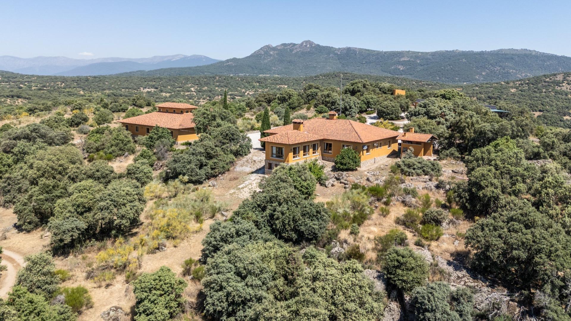 Casa rural en venta, Cenicientos, Madrid, Madrid
