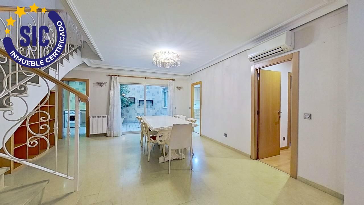 Casa en alquiler, Chiva, Valencia/València