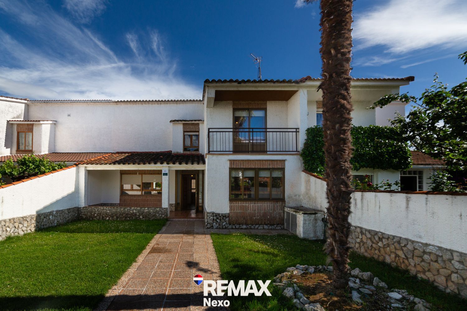 Chalet adosado en venta, Viana de Cega