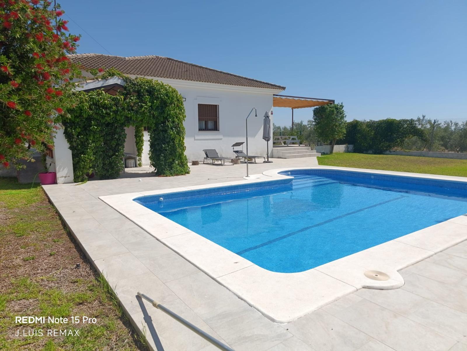 Chalet individual en venta, Hinojos, Huelva, Huelva