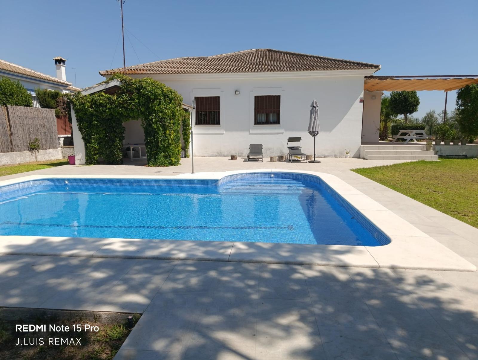 Chalet individual en venta, Hinojos, Huelva, Huelva