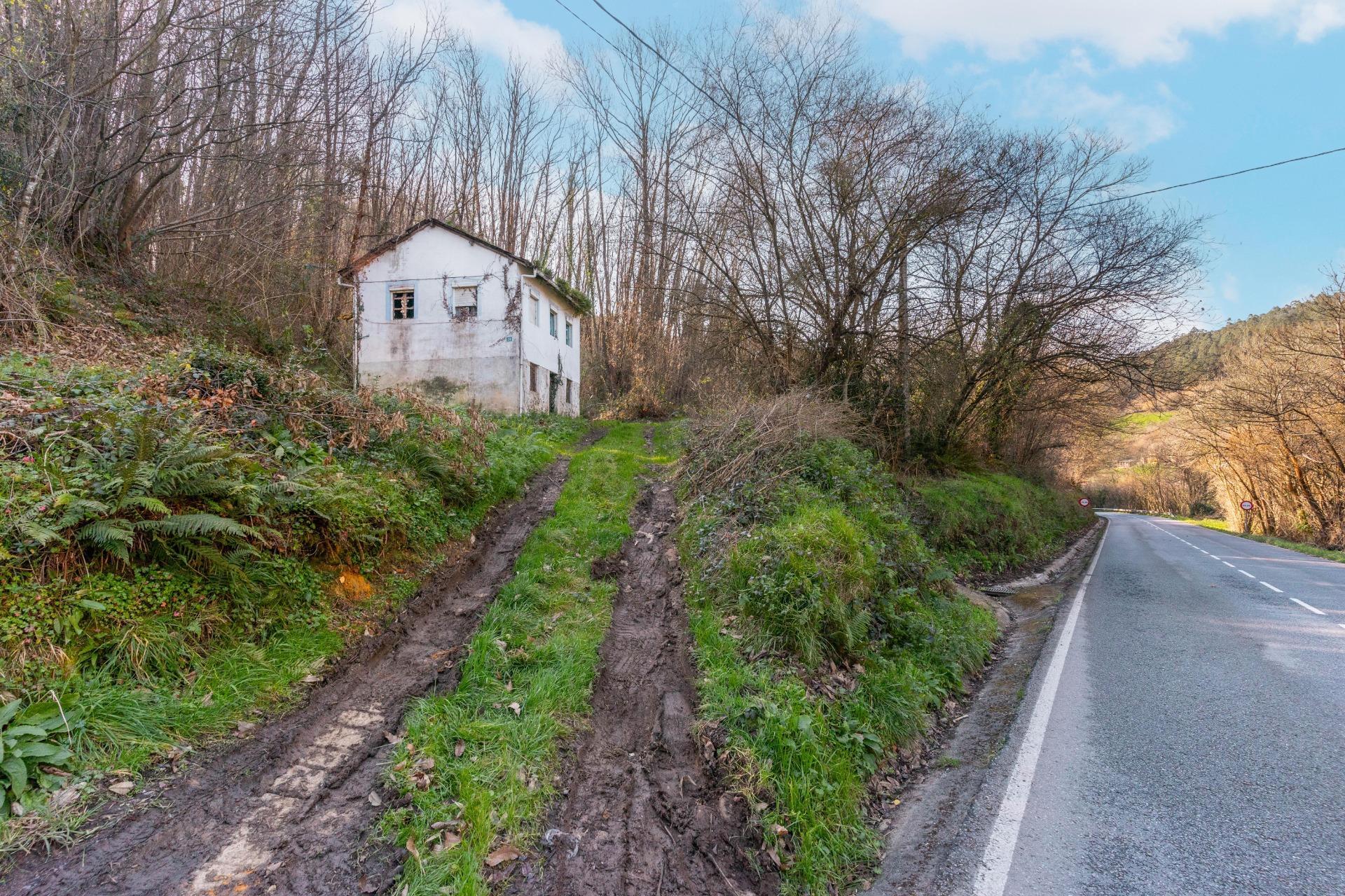 Casa en venta, Tineo