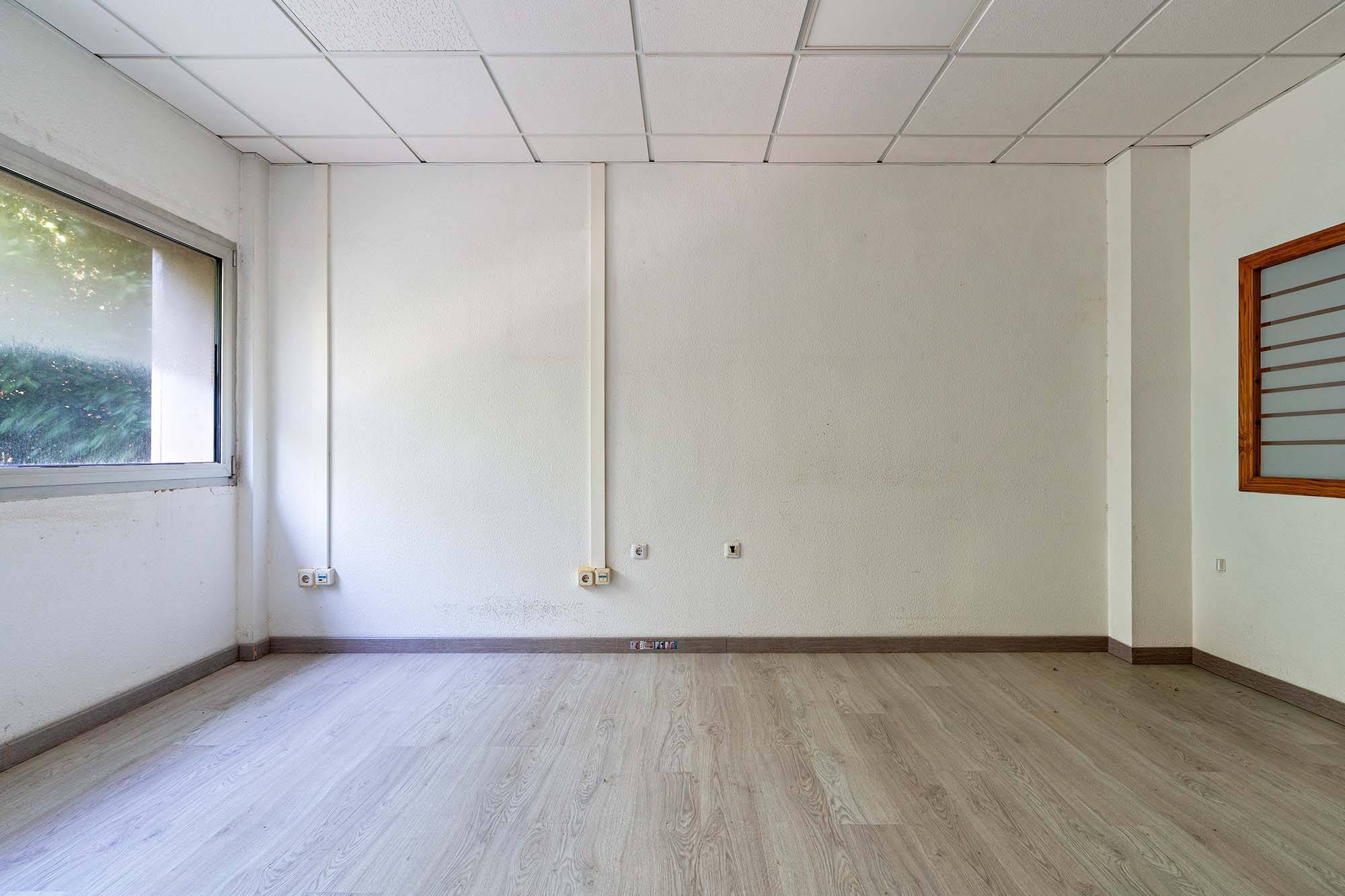 Oficinas-Venta-AlmerÃ­a-2413799-Foto-8