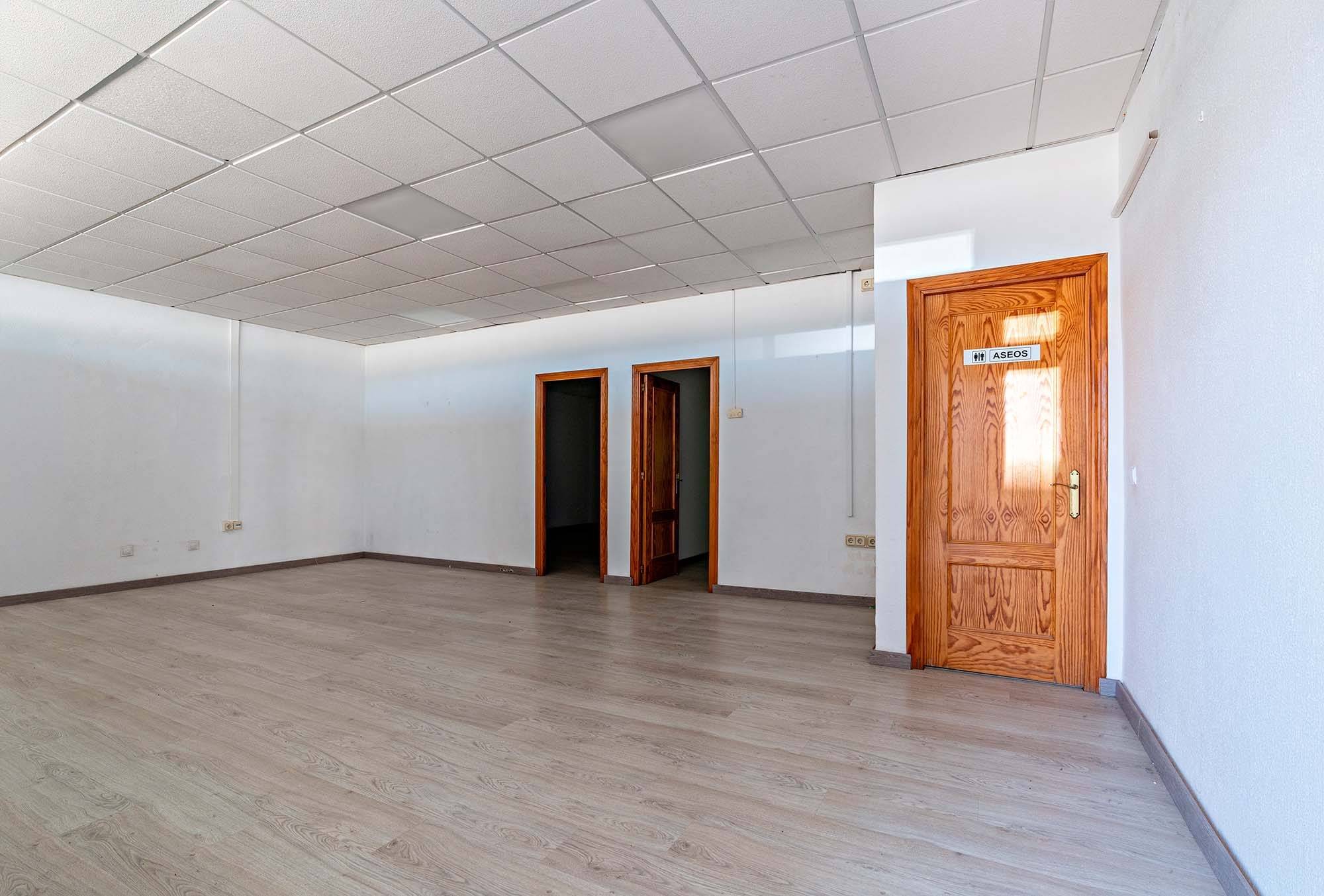 Oficinas-Venta-AlmerÃ­a-2413799-Foto-3