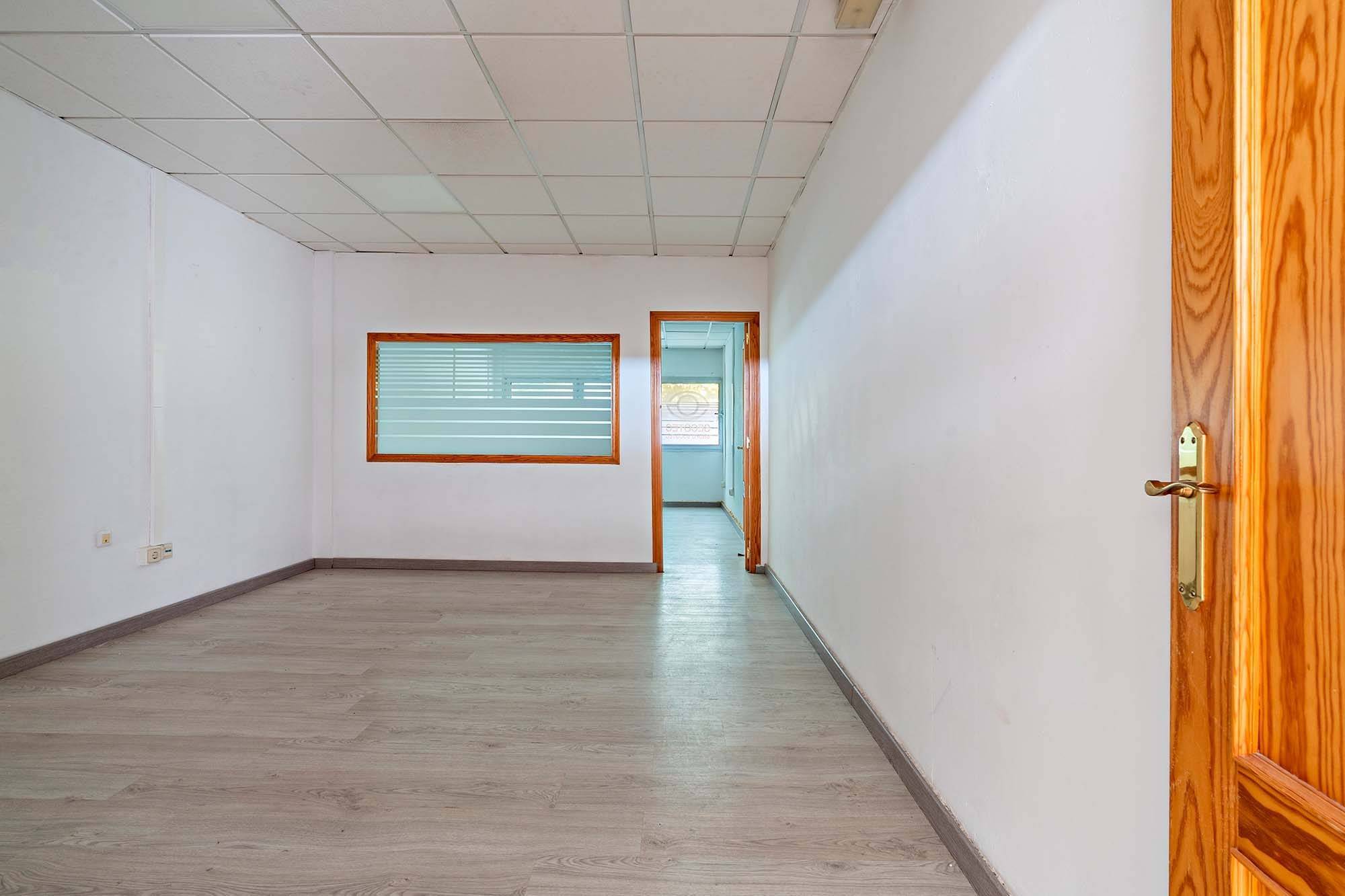 Oficinas-Venta-AlmerÃ­a-2413799-Foto-11