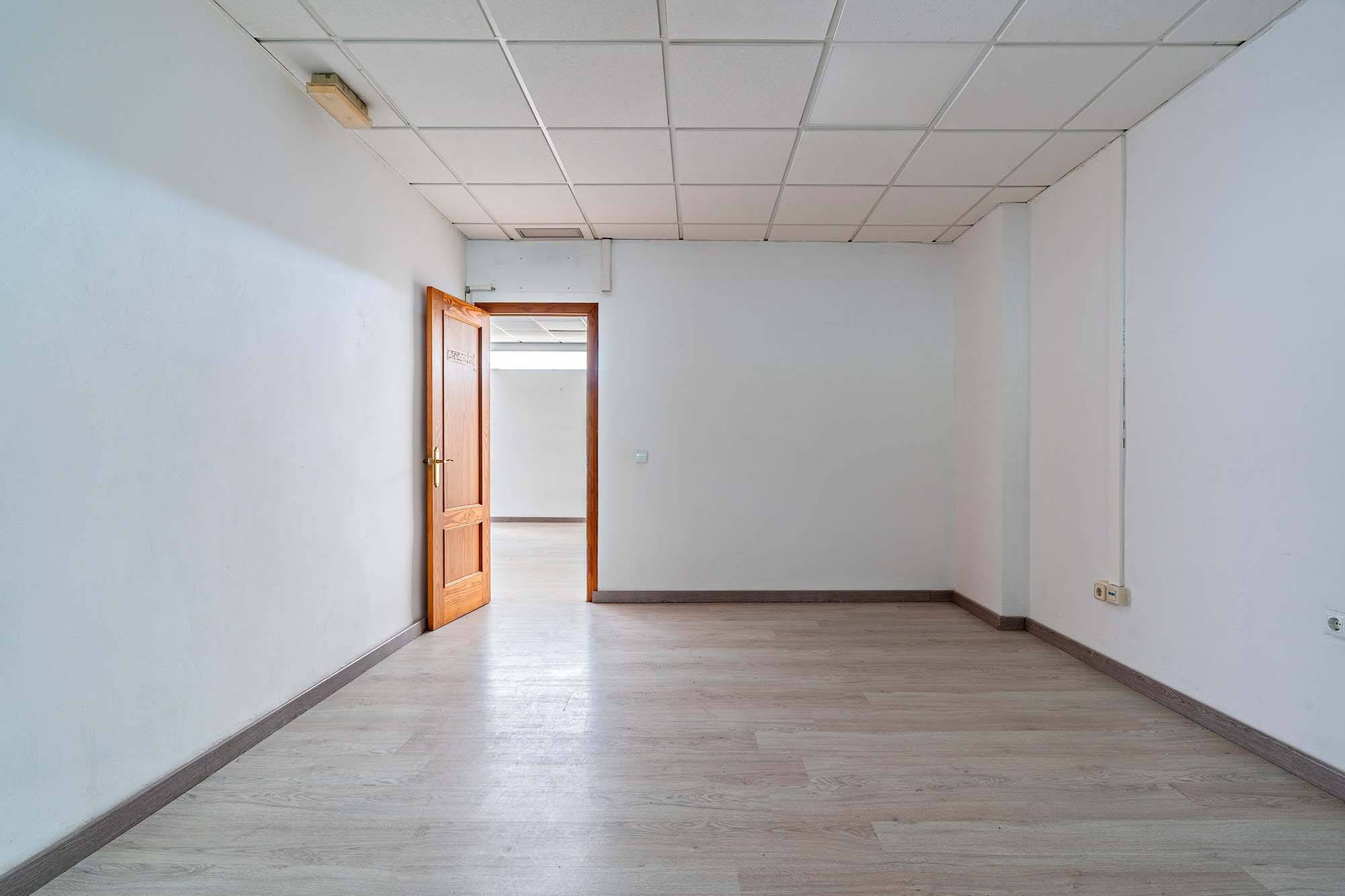 Oficinas-Venta-AlmerÃ­a-2413799-Foto-13