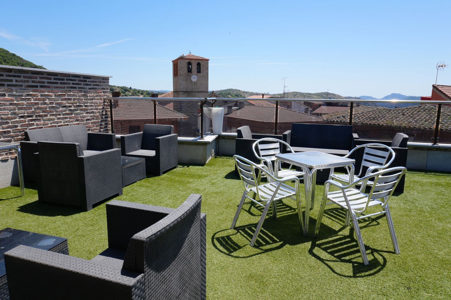 Edificios-Venta-El Hoyo de Pinares-2414234-Foto-52