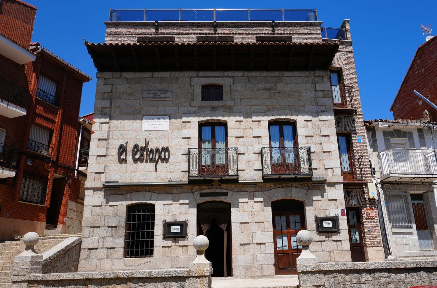 Edificios-Venta-El Hoyo de Pinares-2414234-Foto-54
