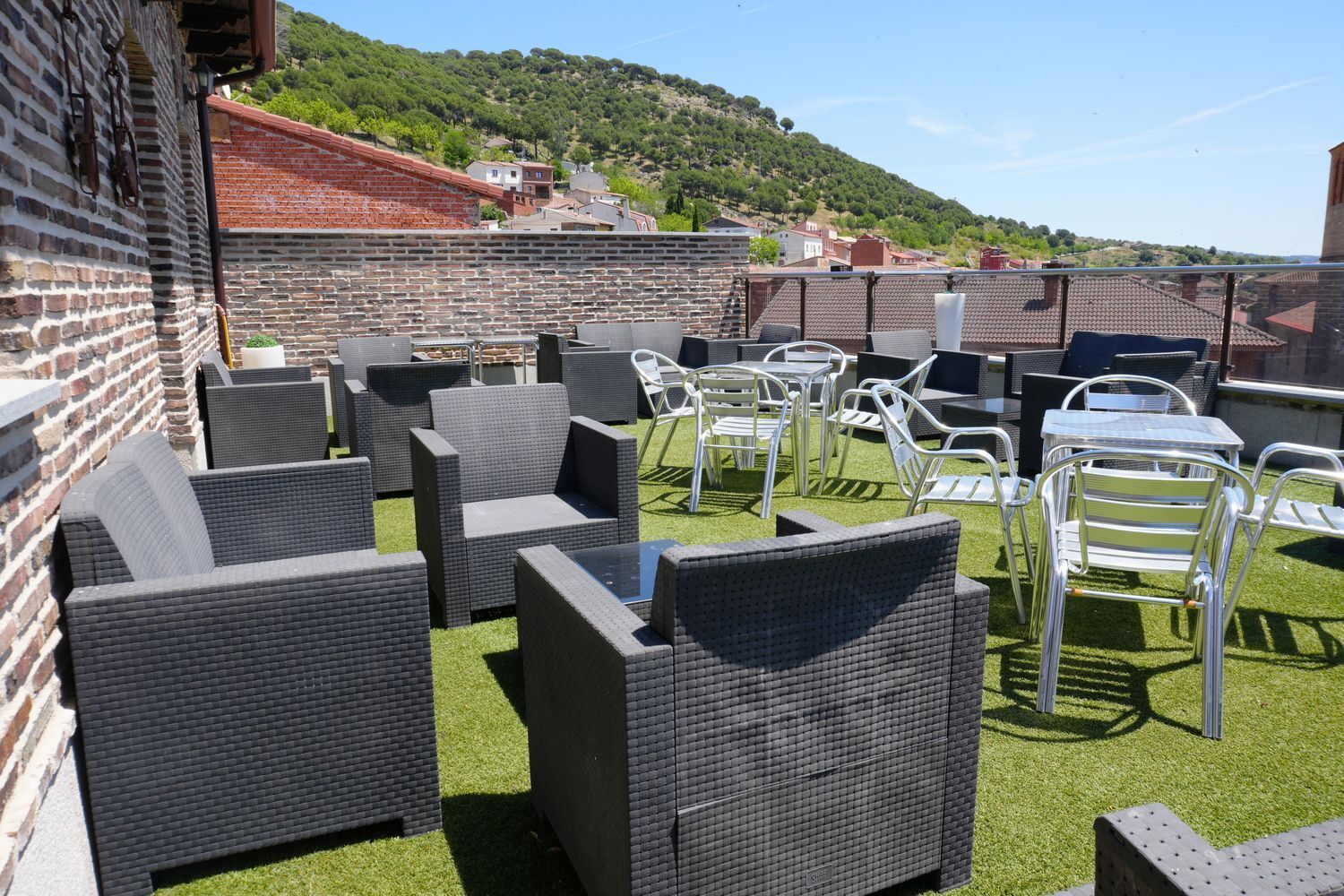 Edificios-Venta-El Hoyo de Pinares-2414234-Foto-58