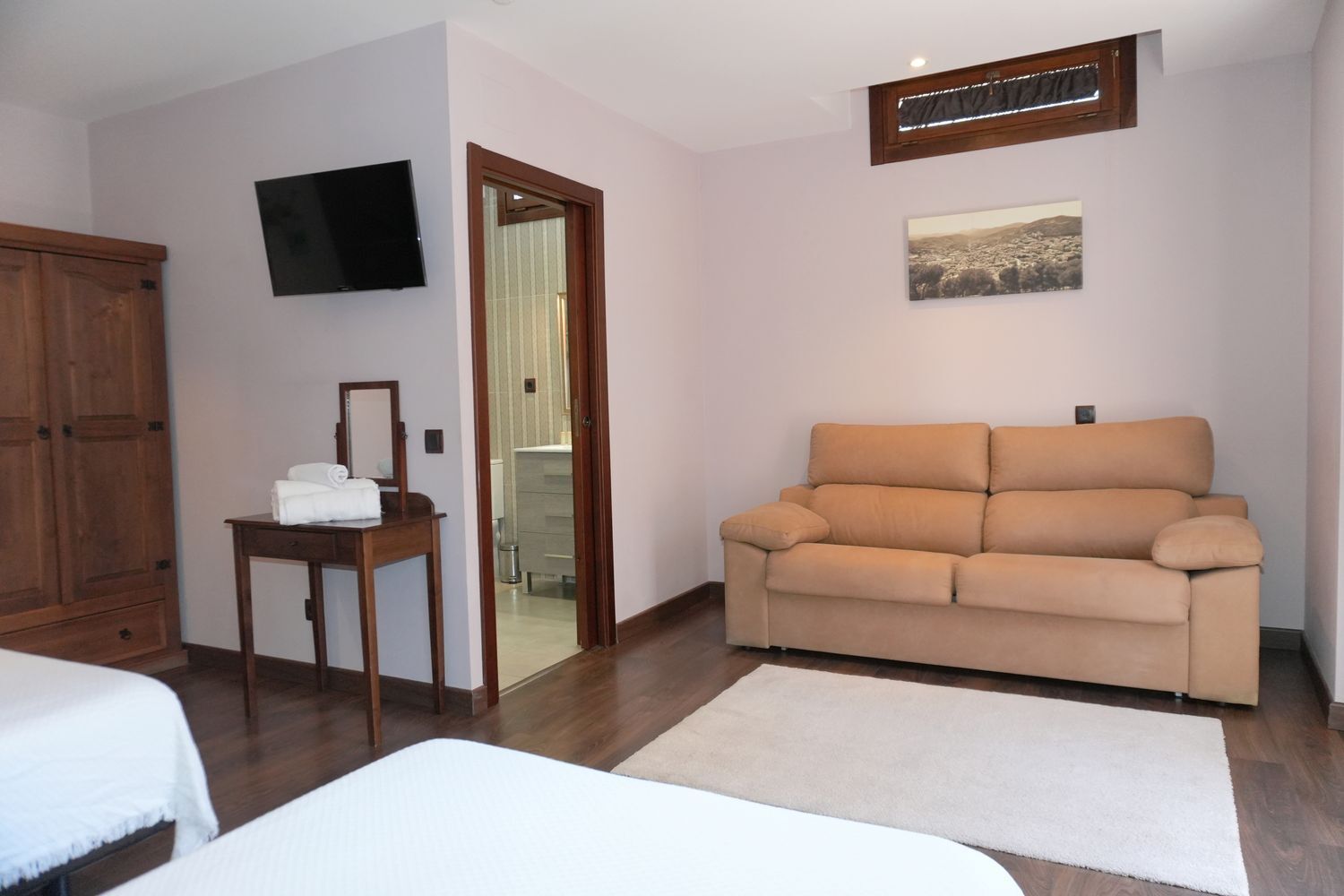 Edificios-Venta-El Hoyo de Pinares-2414234-Foto-91