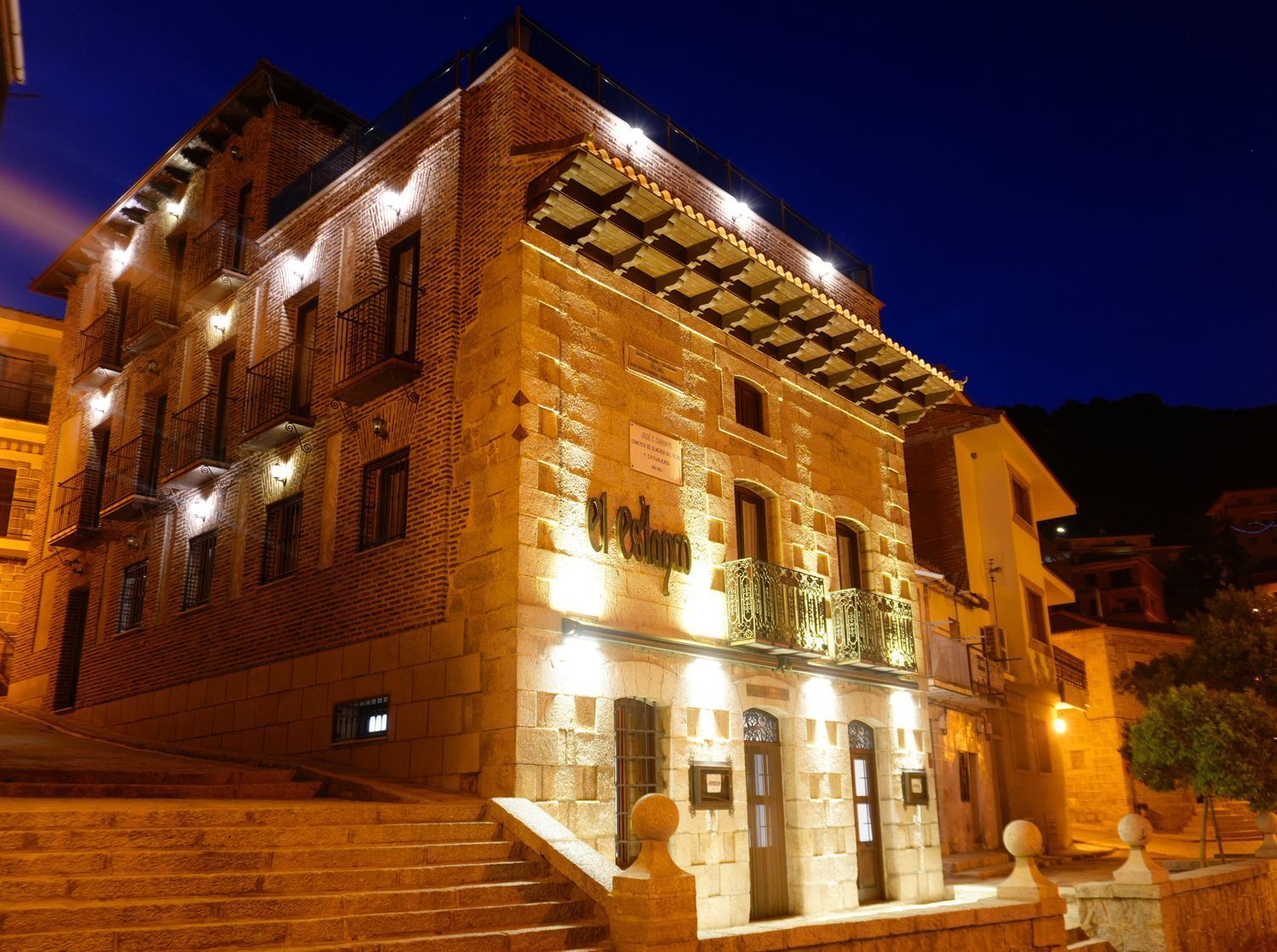 Edificios-Venta-El Hoyo de Pinares-2414234-Foto-99