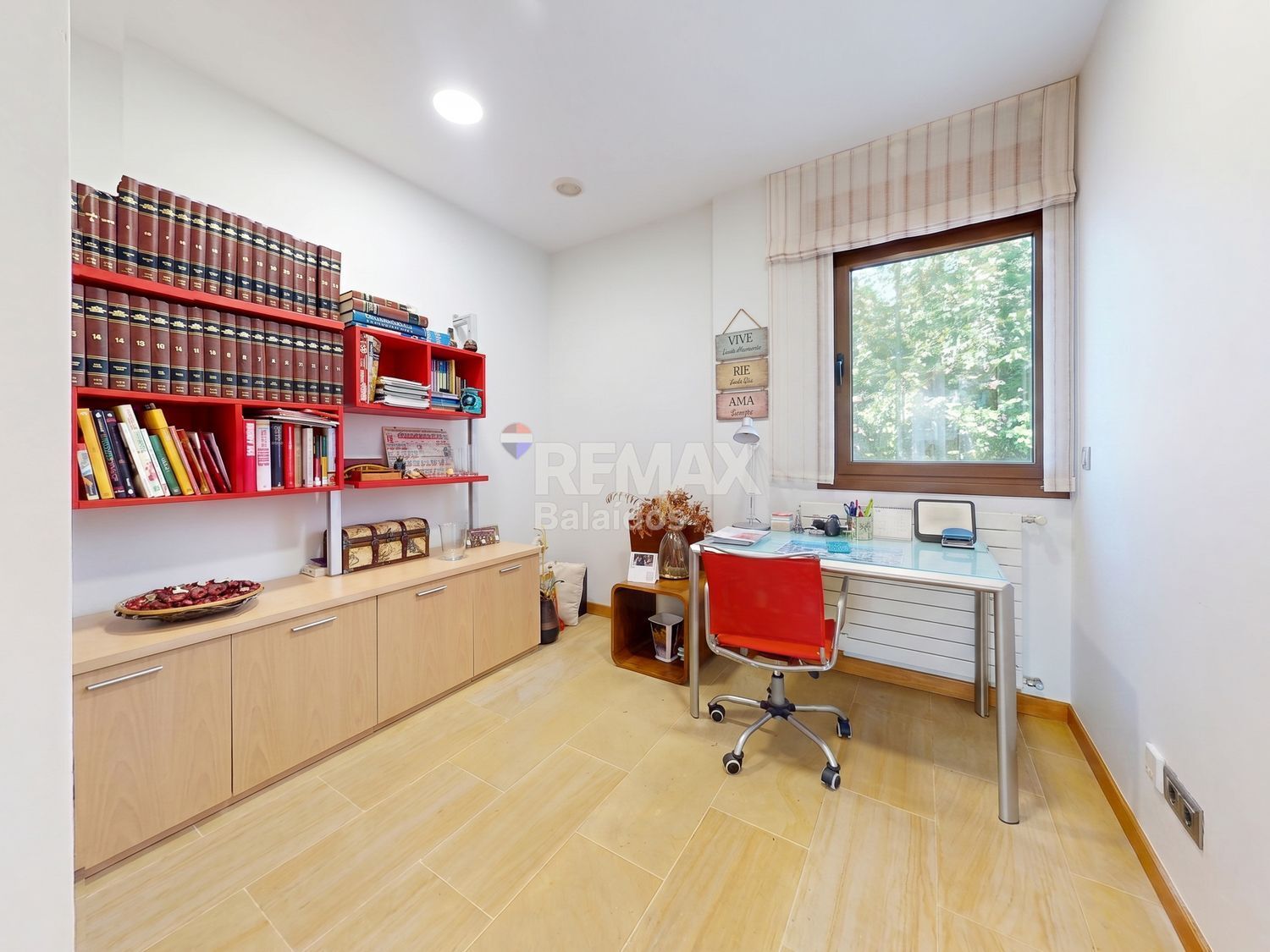 Casa en venta en calle Mide-oia, Vigo 16/52