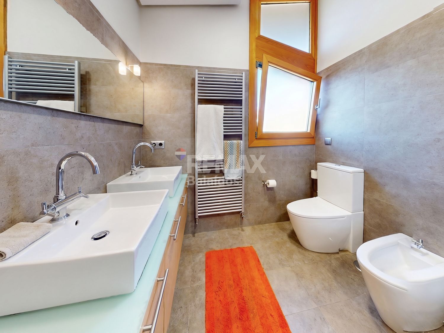 Casa en venta en calle Mide-oia, Vigo 26/52