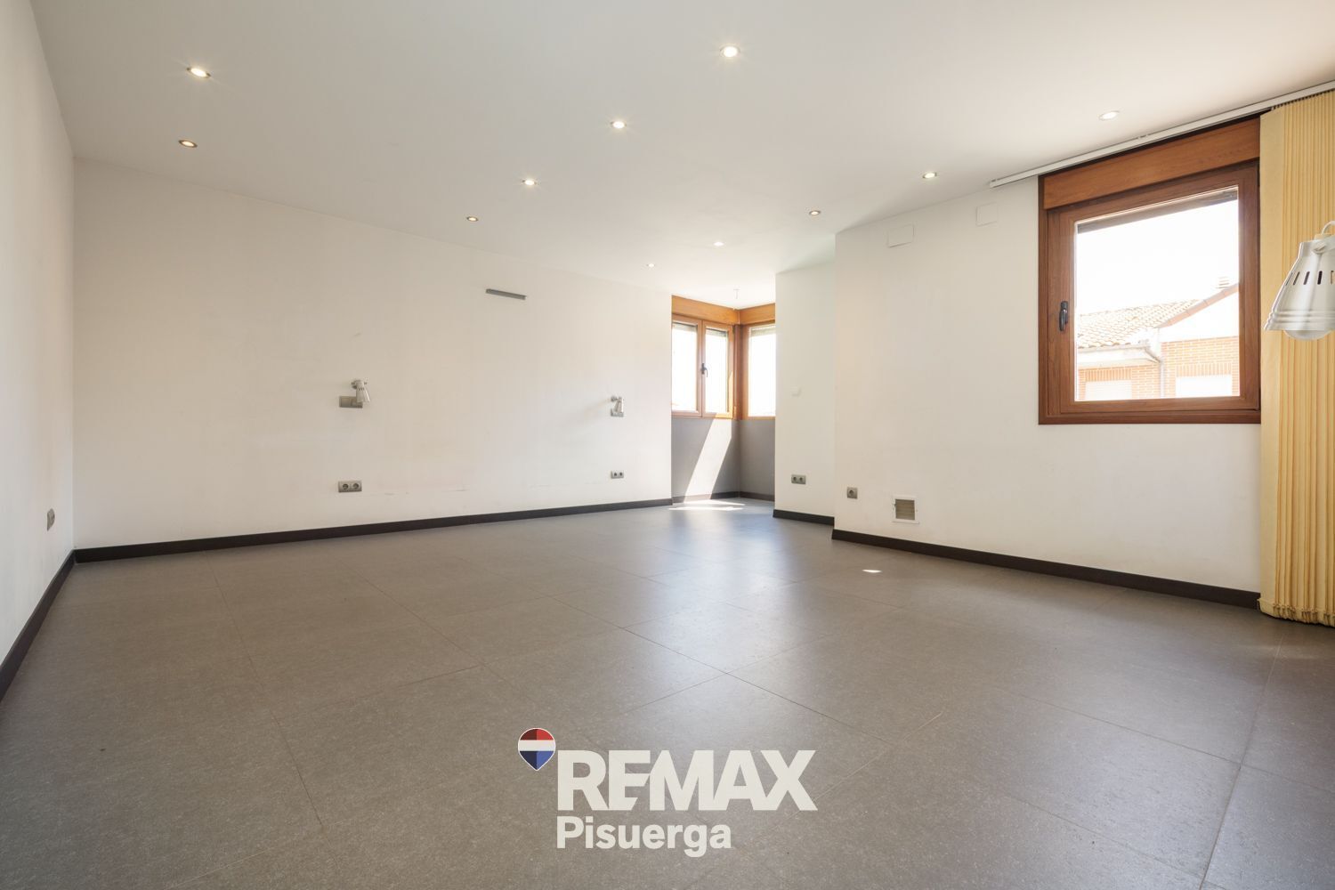 Casas o chalets-Venta-Aldeamayor de San MartÃ­n-2414363-Foto-56