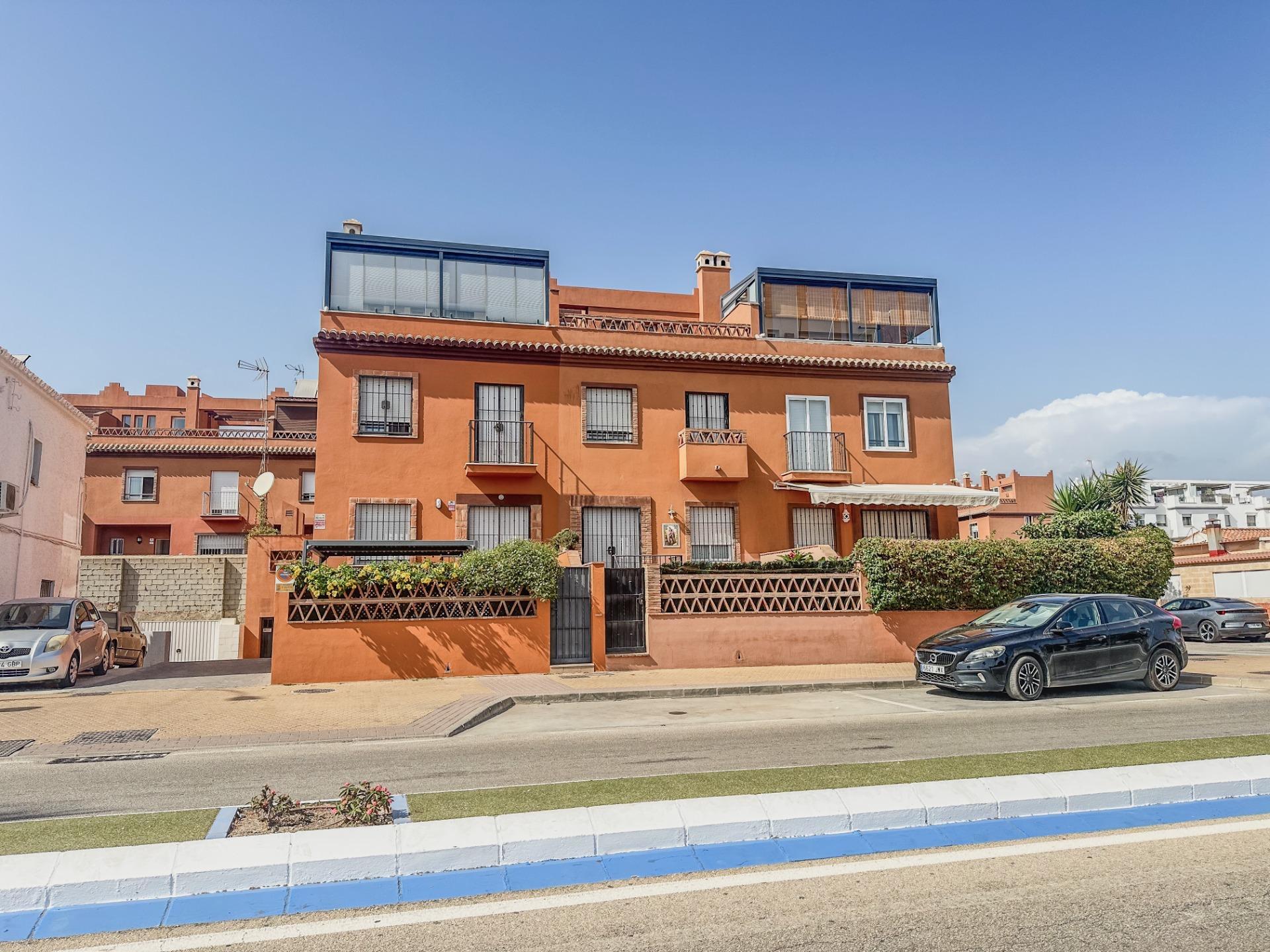 Chalet adosado en venta, Vélez-Málaga, Málaga